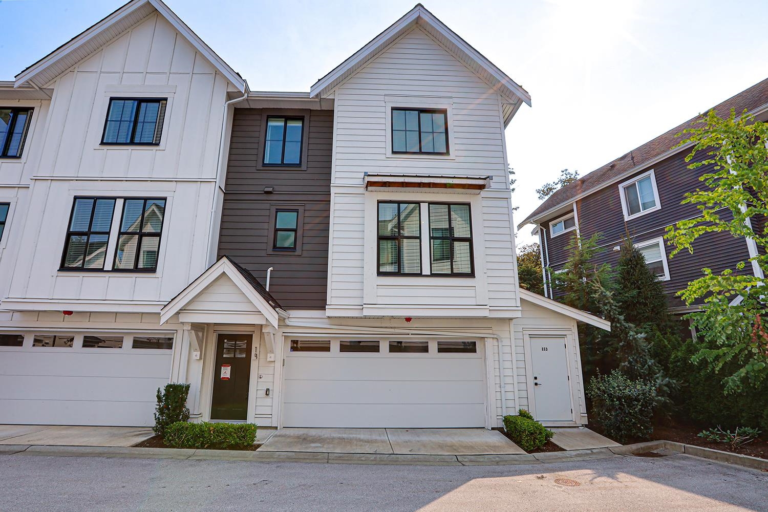 18 8450 204 STREET, R3041405, BC,