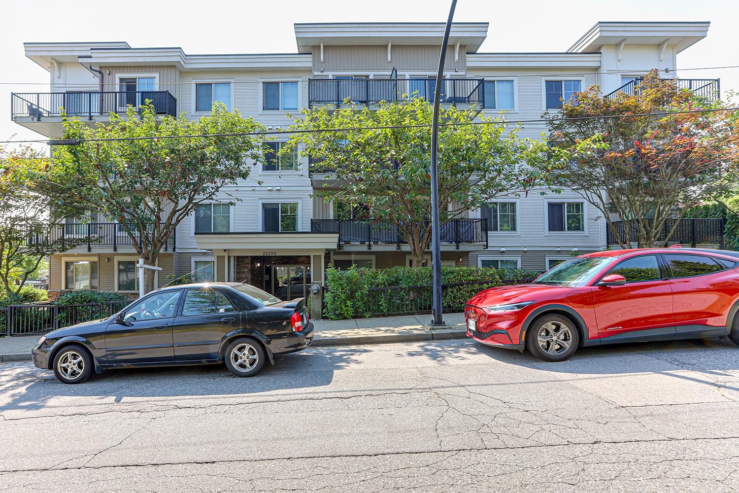 307 22290 NORTH AVENUE, R3041407, BC,