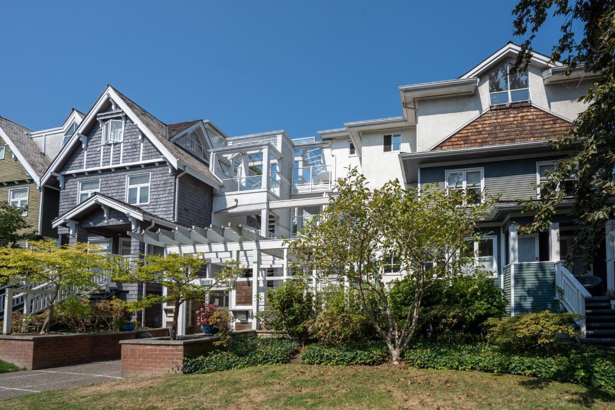 PH21 2175 3RD AVENUE, R3041902, BC,