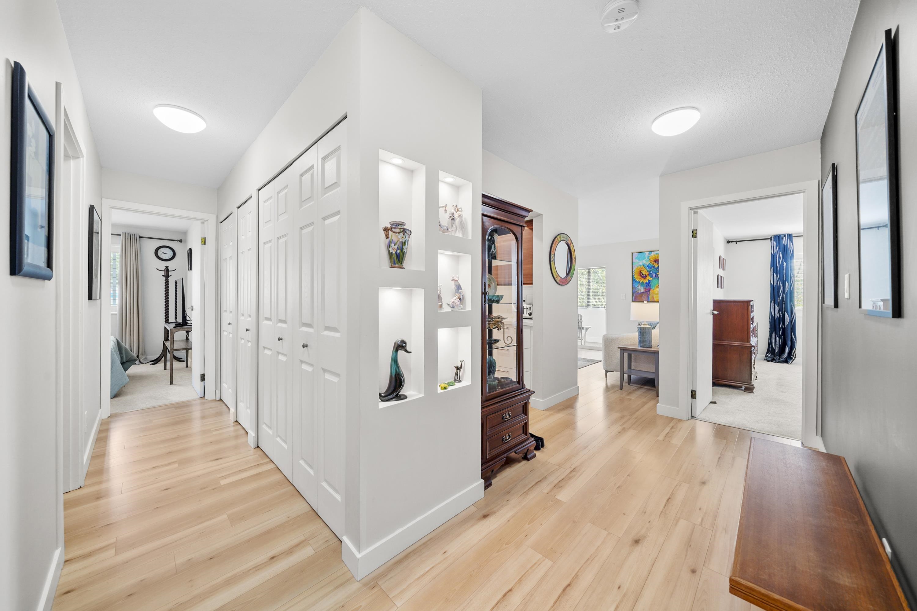 206 1531 MERKLIN STREET, R3041927, BC,