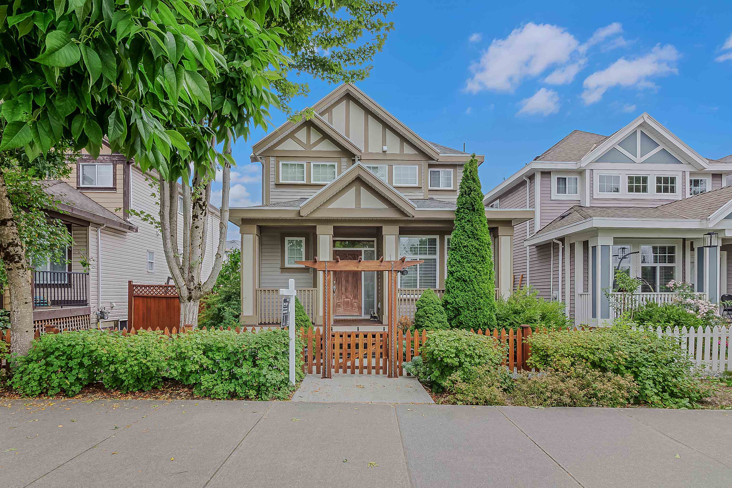 19913 72 AVENUE, Langley BC V2Y 3J2, R3041984, BC,