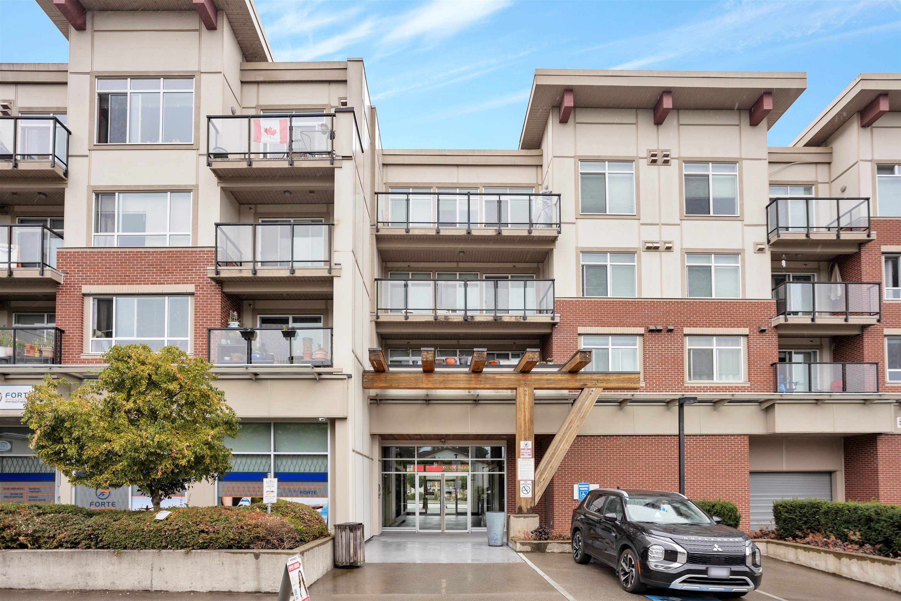 422 7511 120 STREET, R3042058, BC,