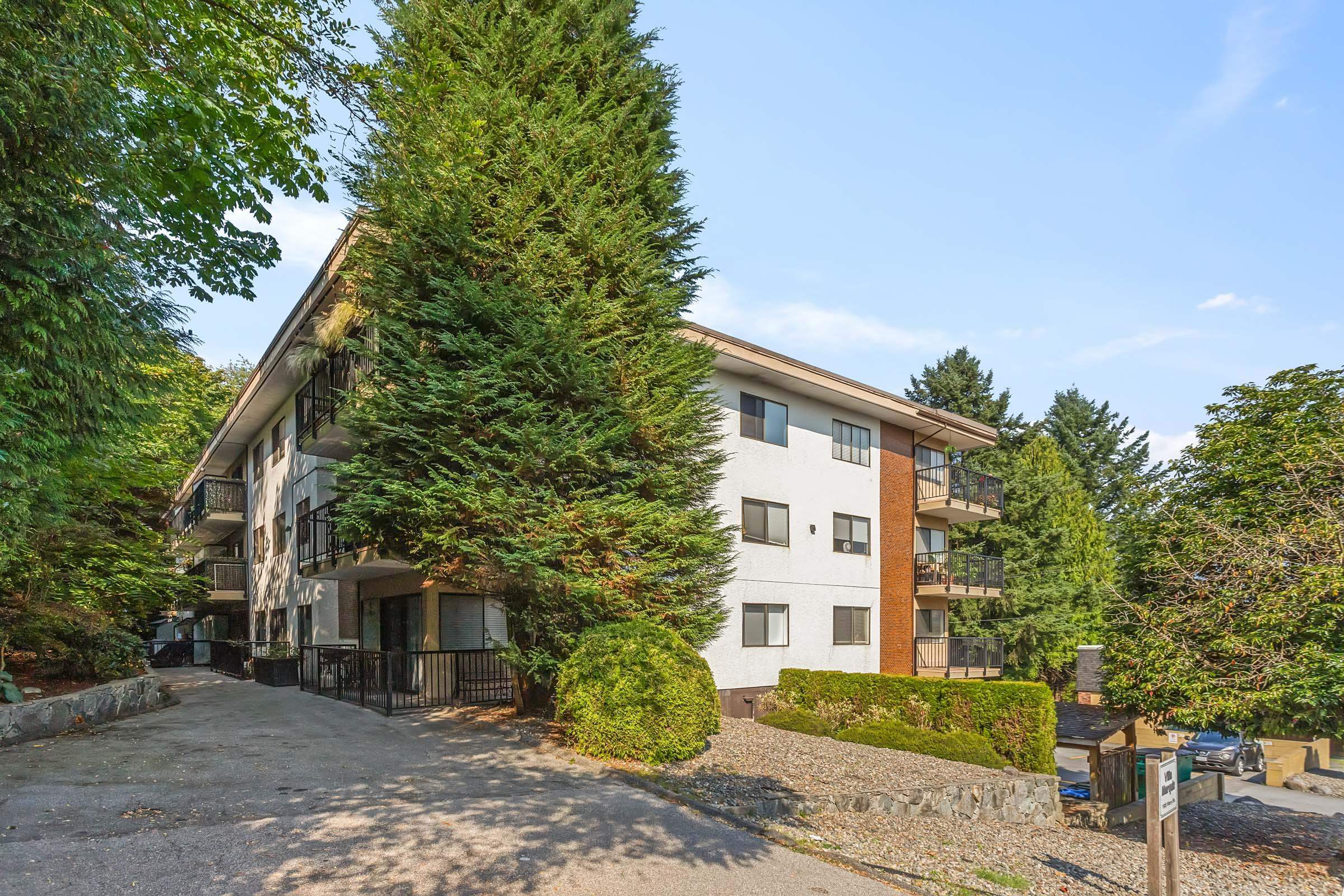 304 195 MARY STREET, R3042250, BC,