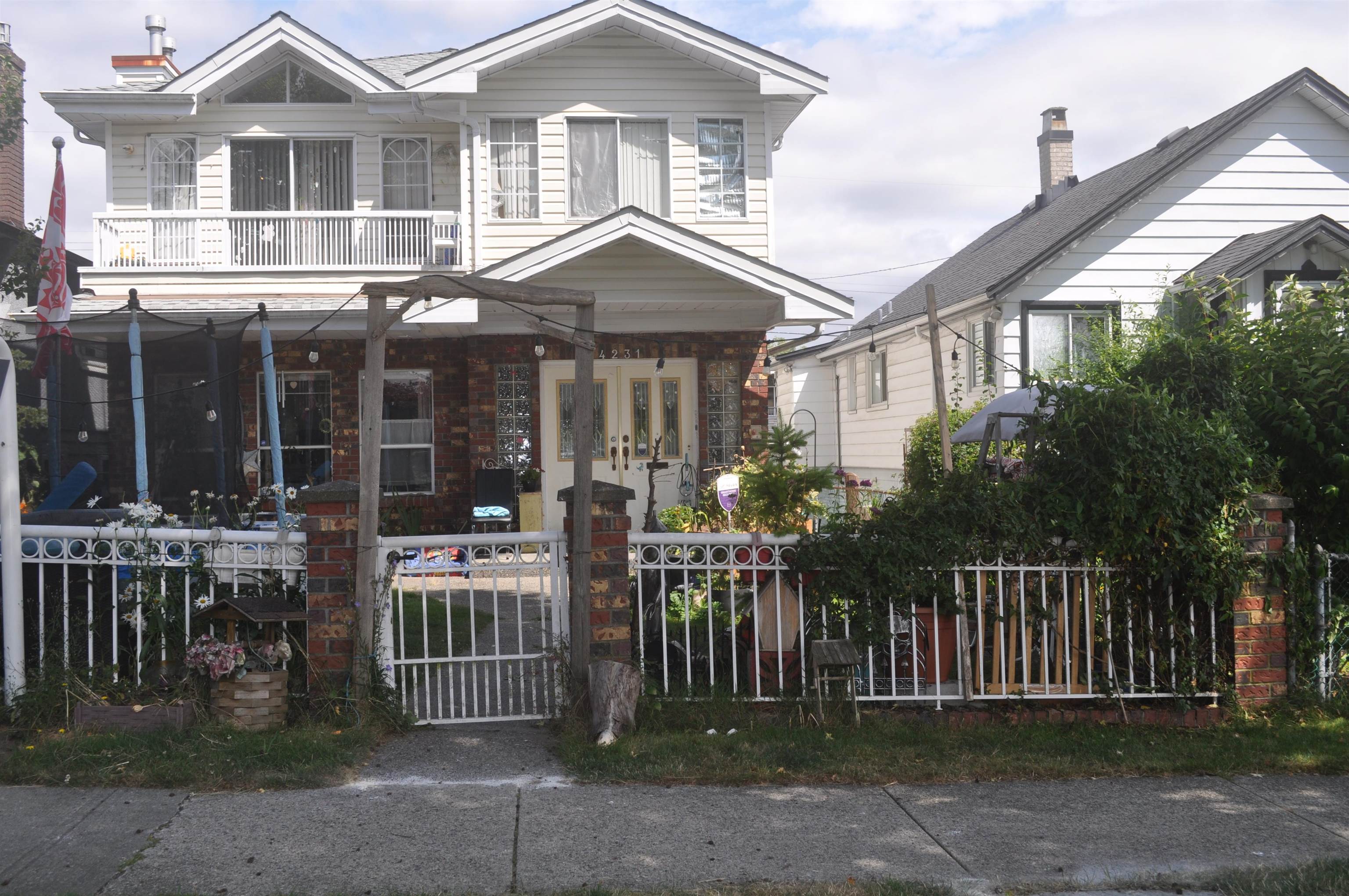 4231 DUNDAS STREET, Burnaby BC V5C 1B2, R3042305, BC,