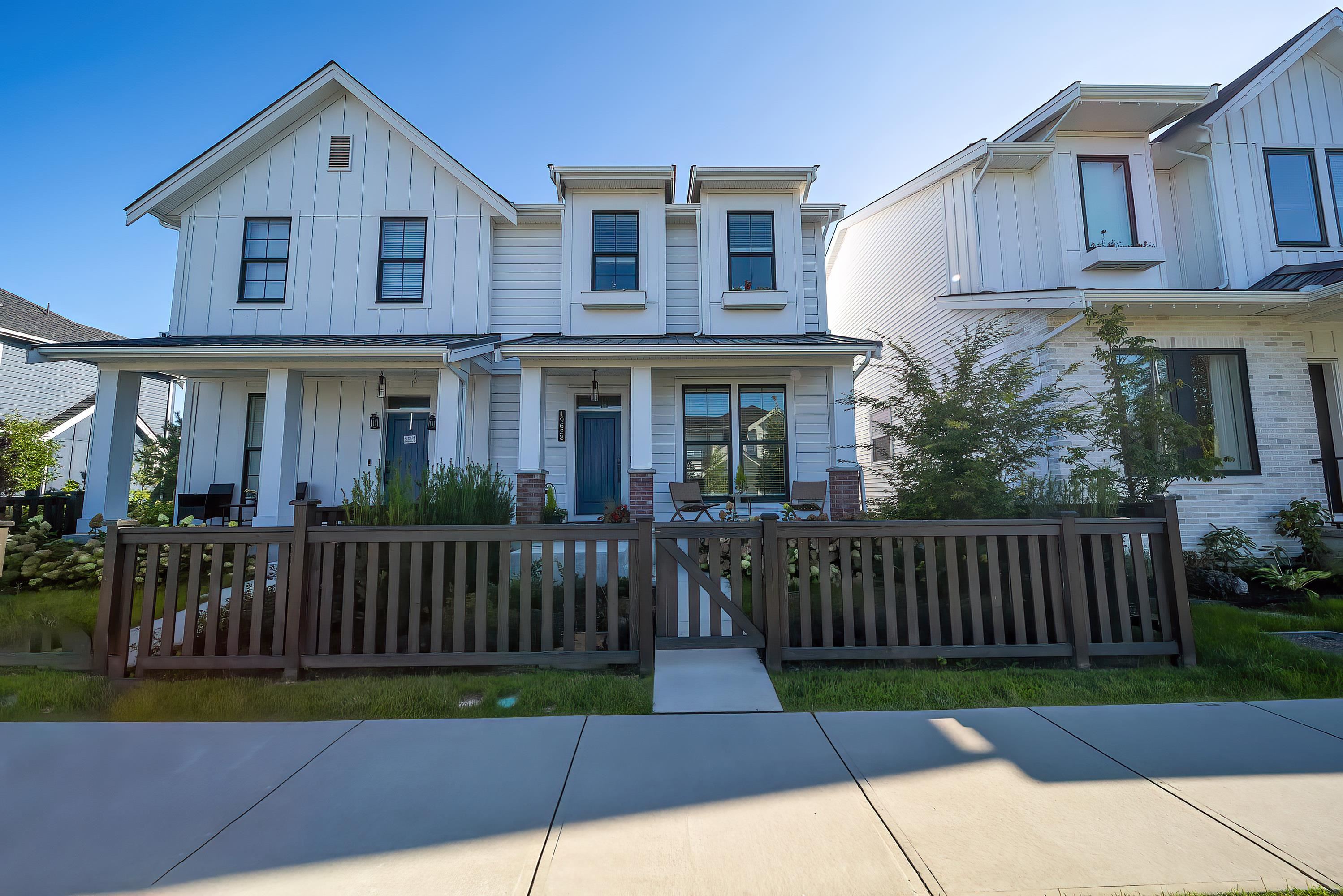 19628 75A AVENUE, Langley BC V2Y 3T2, R3042312, BC,