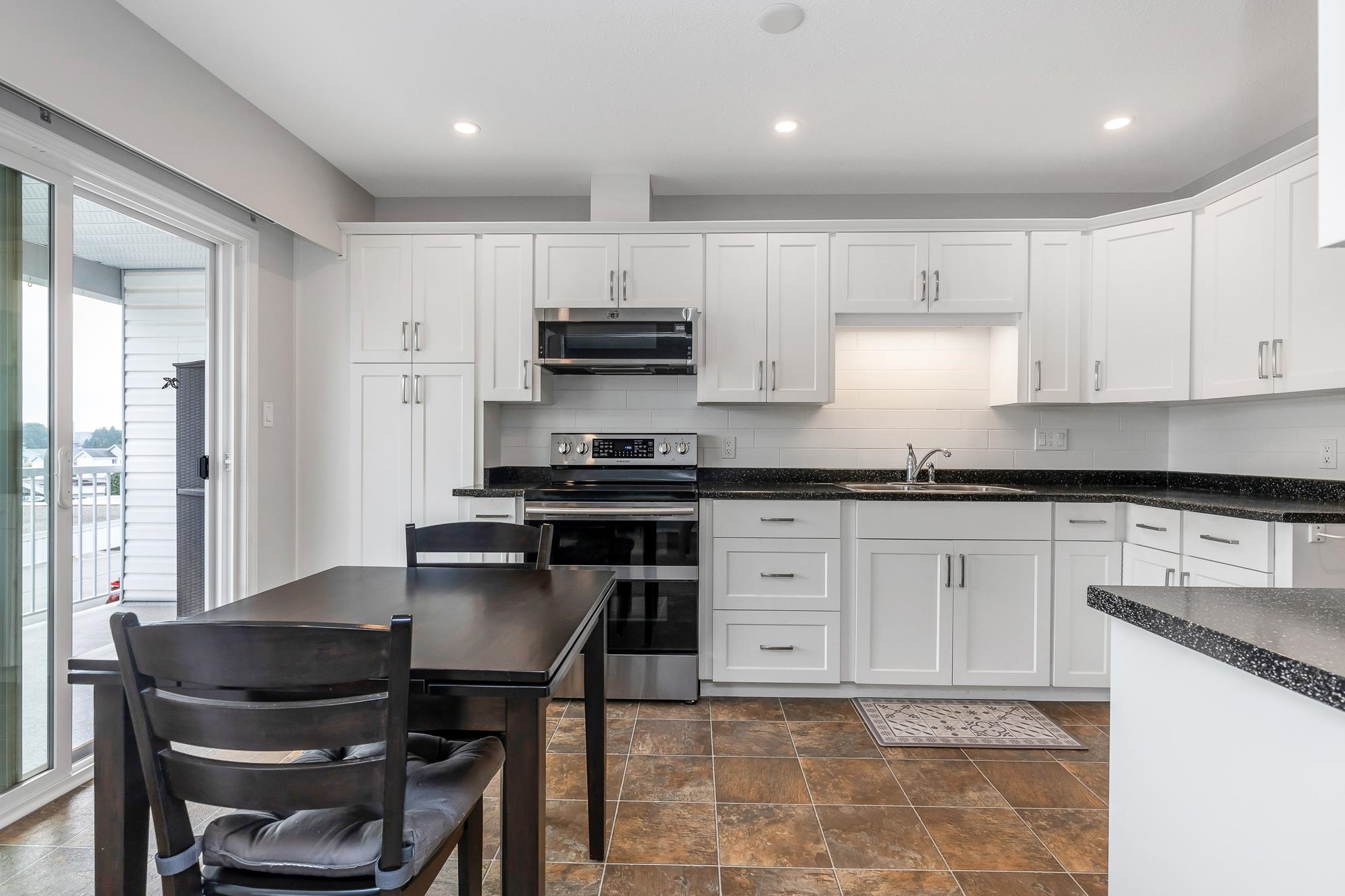 128 32691 GARIBALDI DRIVE, R3042410, BC,