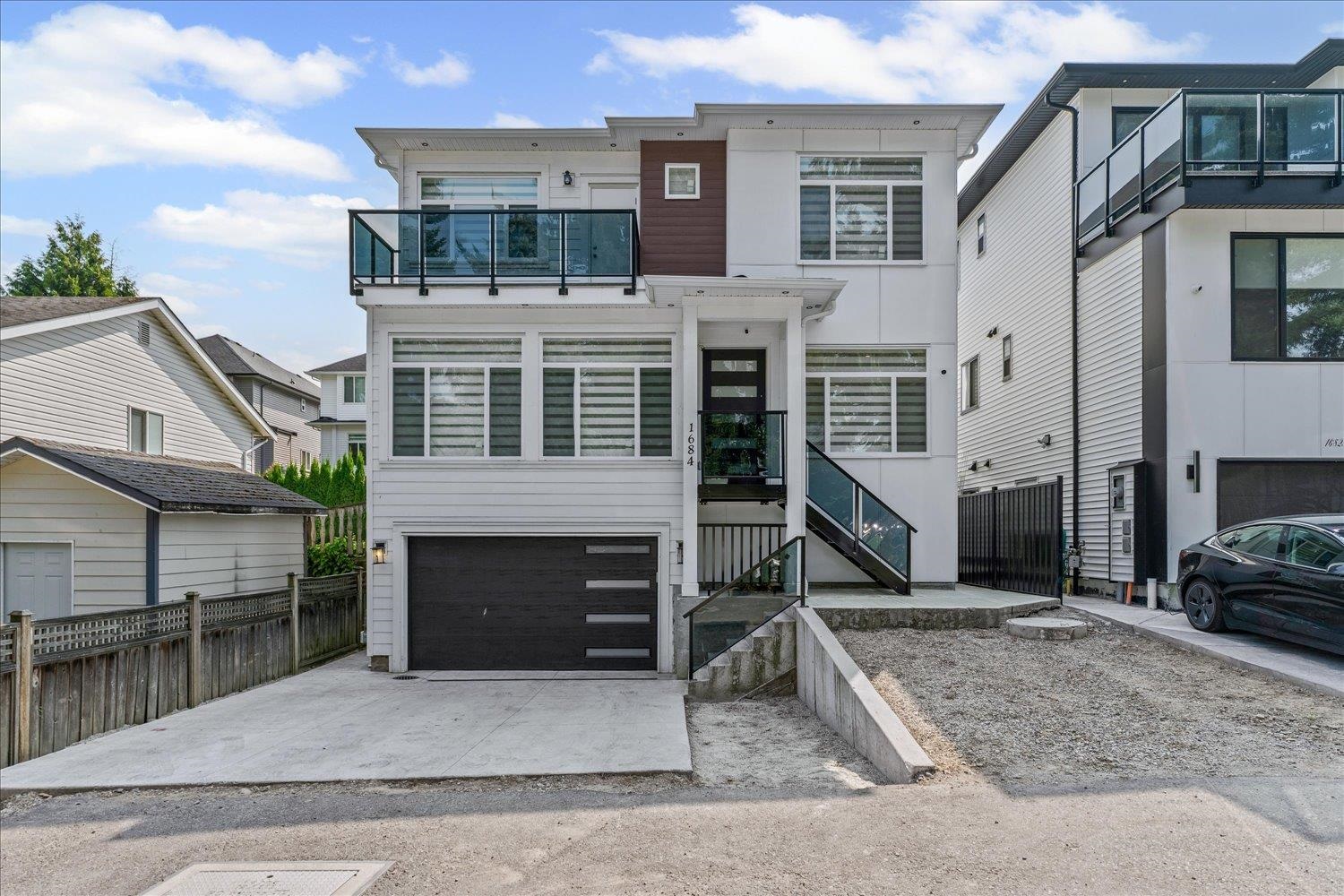 1684 MCKENZIE ROAD, Abbotsford BC V2S 8J6, R3042423, BC,