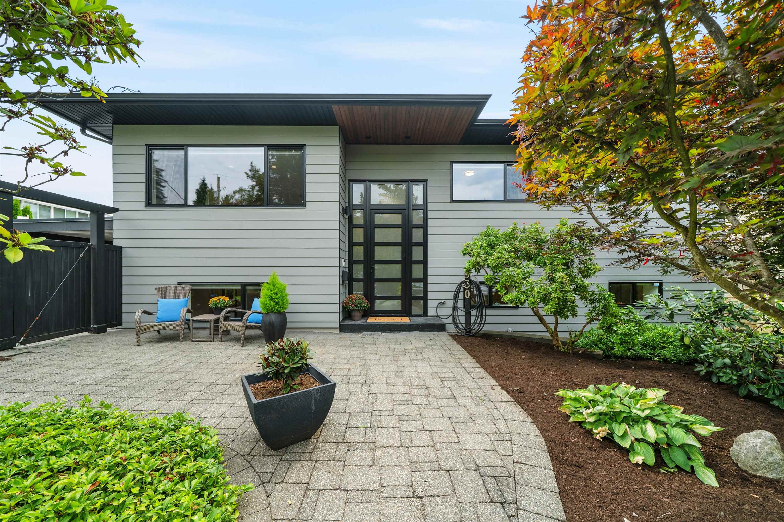 930 STARDALE AVENUE, Coquitlam BC V3J 4W2, R3042536, BC,
