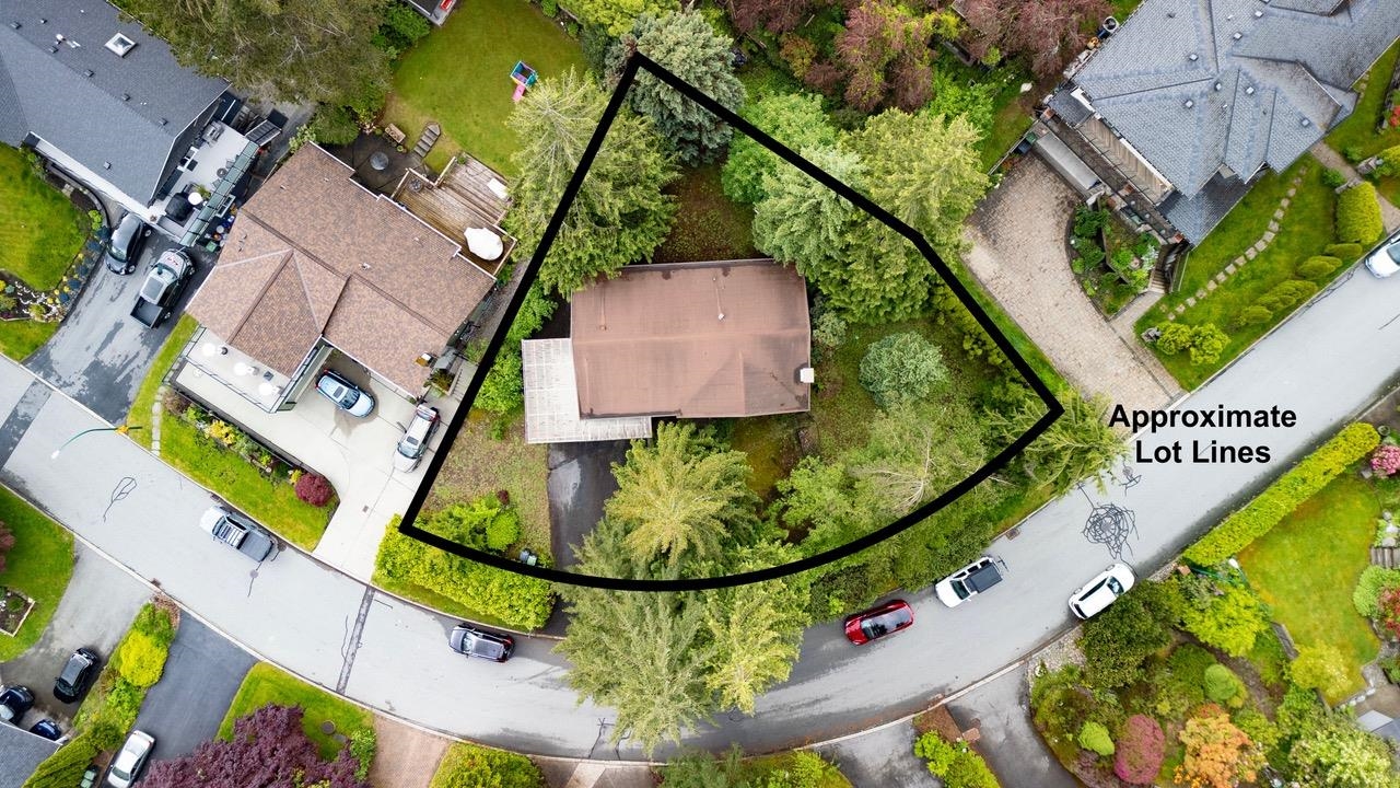 3875 REGENT AVENUE, North Vancouver BC V7N 2C3, R3042580, BC,