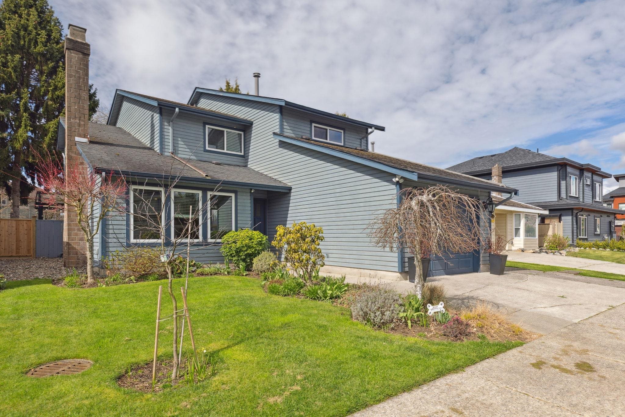 MLS® listing #R3042585 for sale located at 4920 MAHOOD DRIVE, Richmond BC V7E 5C4
