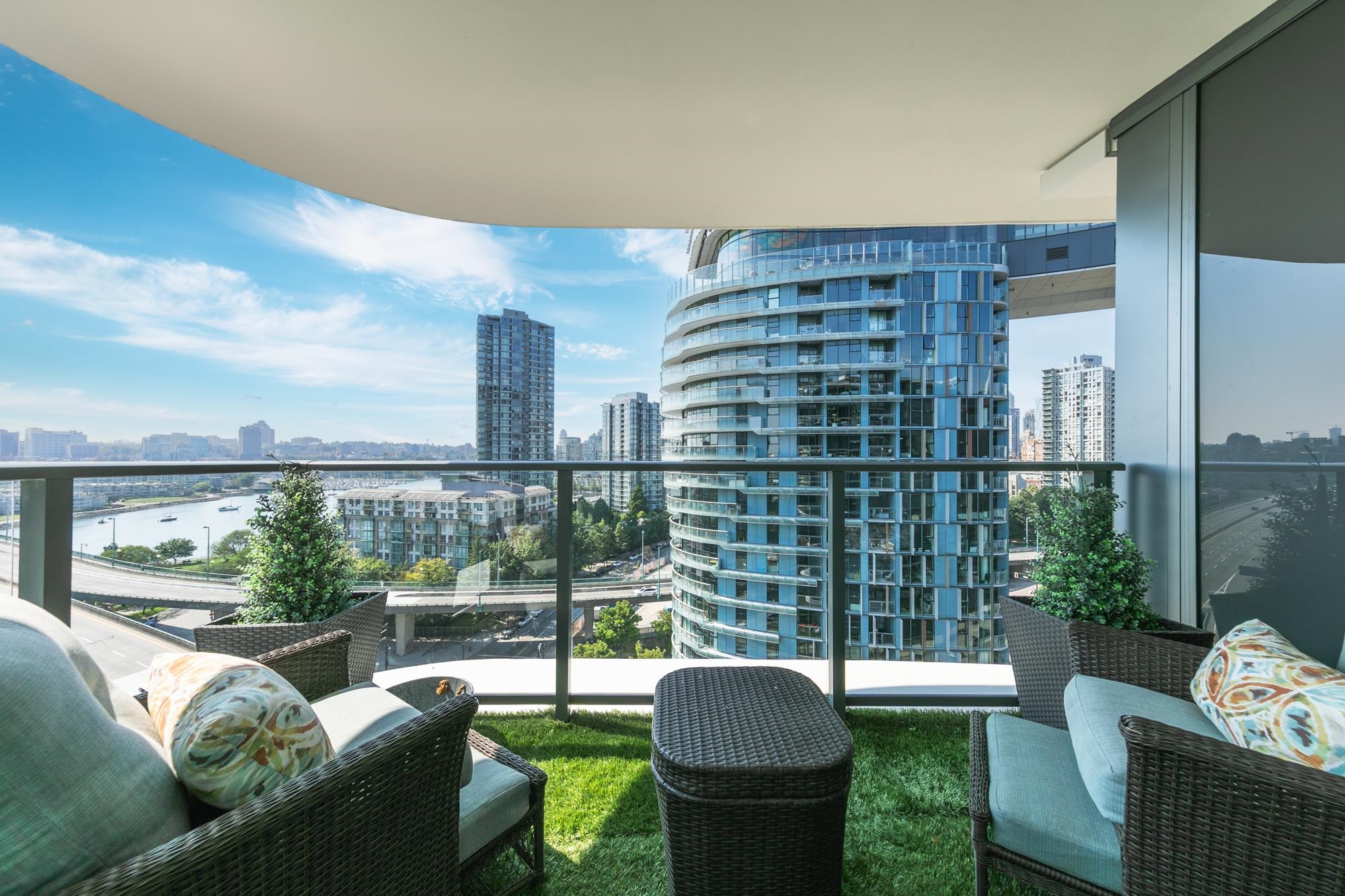 1509 68 SMITHE STREET, R3042669, BC,