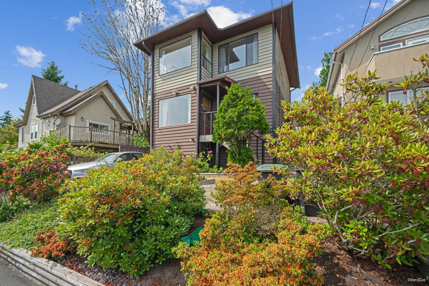 4925 CLINTON STREET, Burnaby BC V5J 2L3, R3042739, BC,