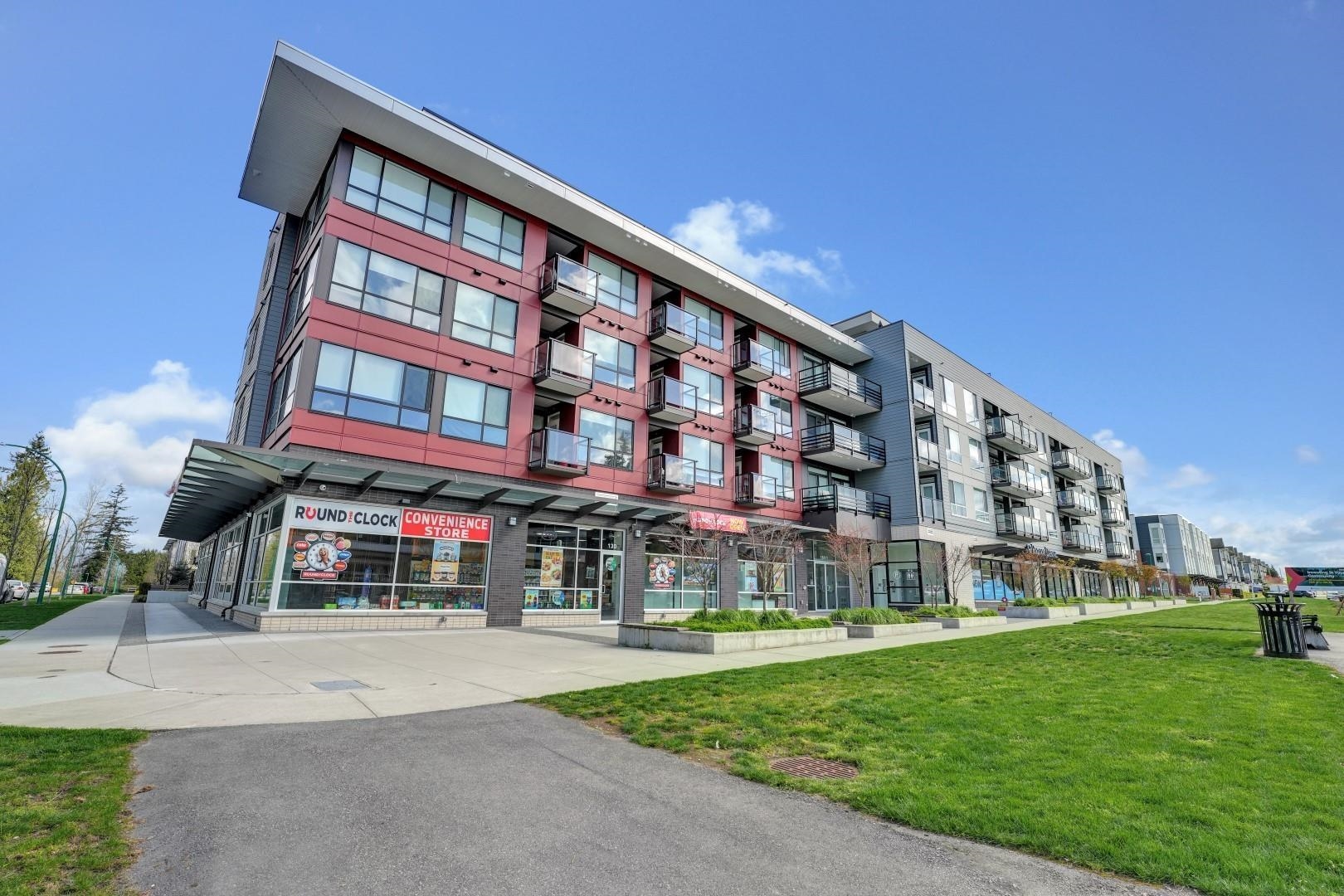 305 18811 72 AVENUE, R3042774, BC,