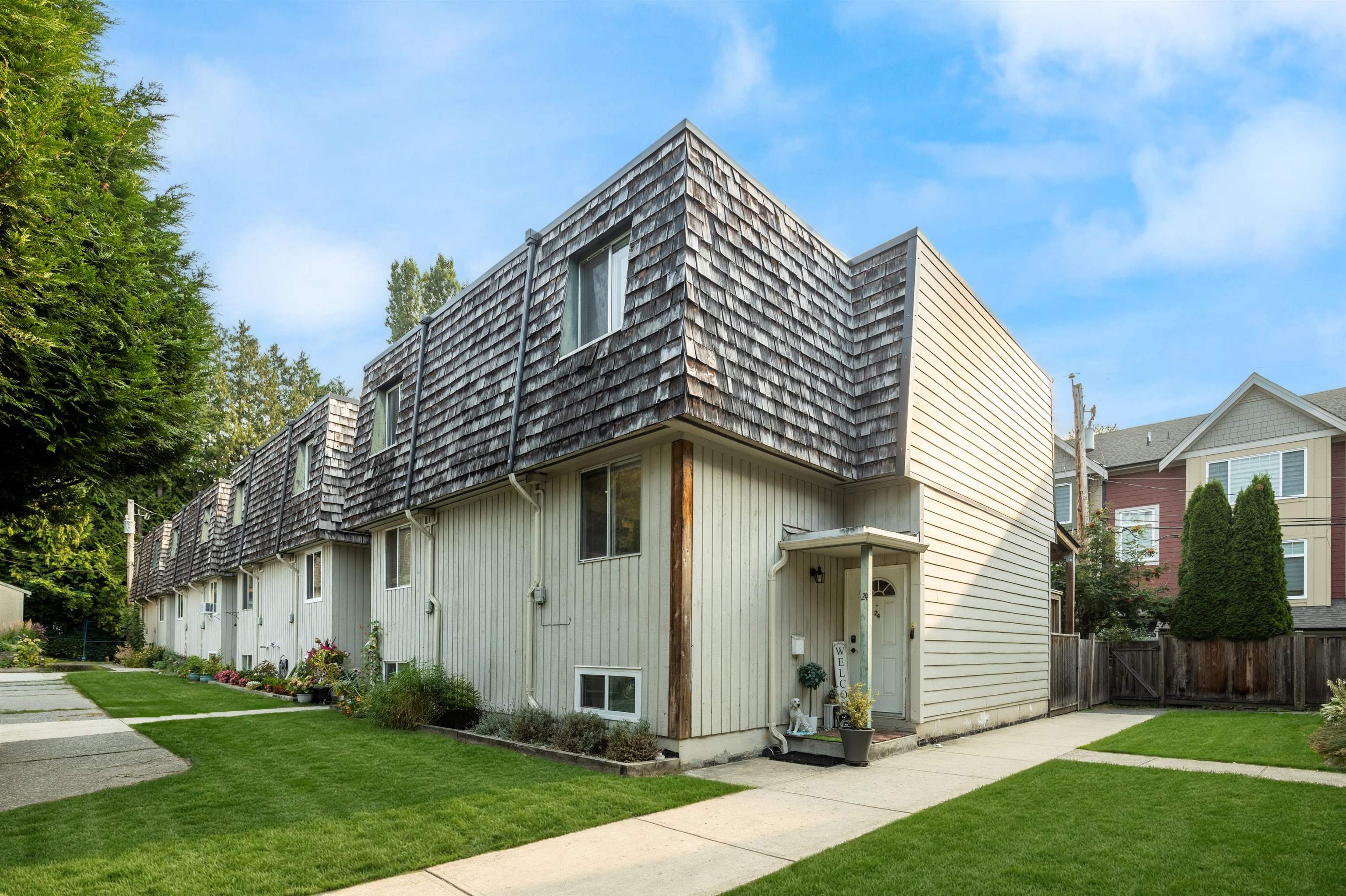 24 11735 89A AVENUE, R3042889, BC,