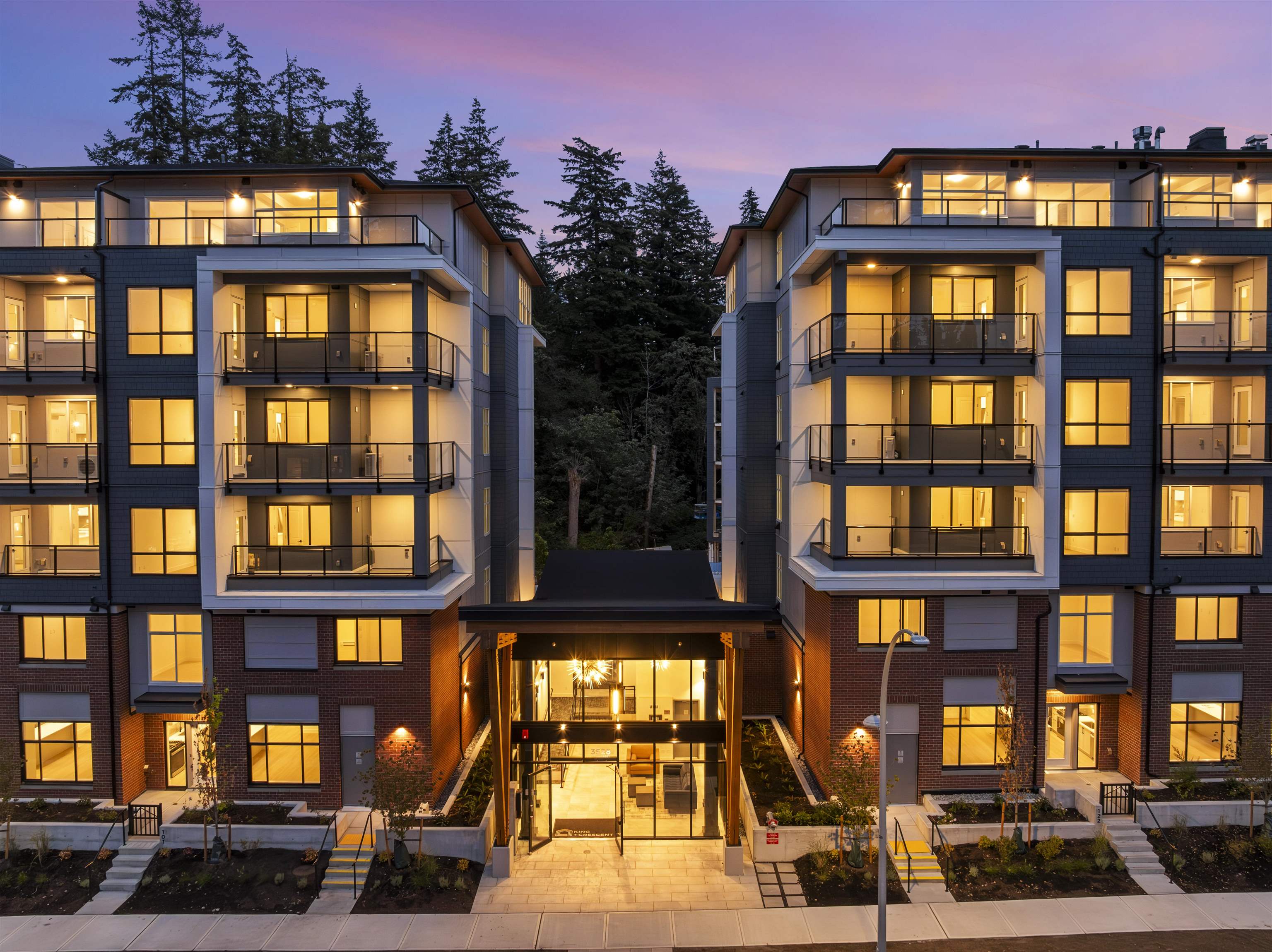 611 3465 146A STREET, R3042946, BC,