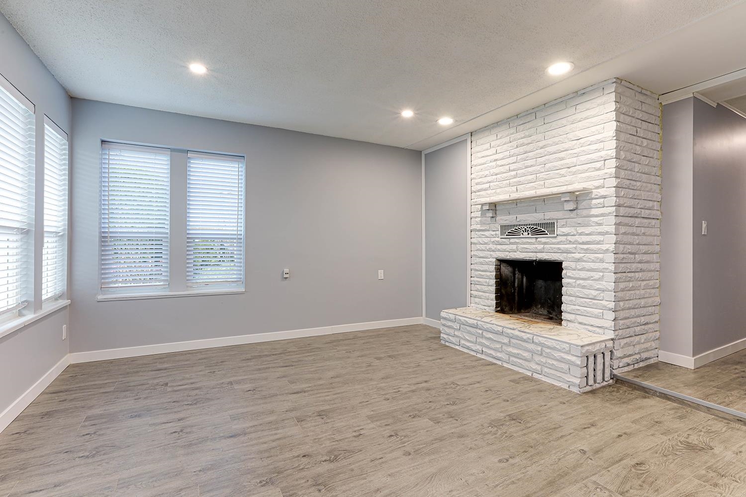809 DUTHIE AVENUE, Burnaby BC V5A 2P9, R3043000, BC,
