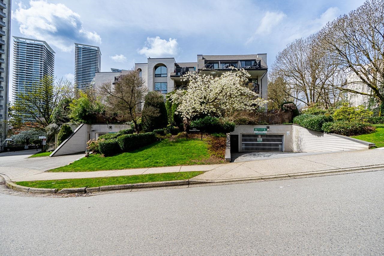 402 1945 WOODWAY PLACE, R3043080, BC,