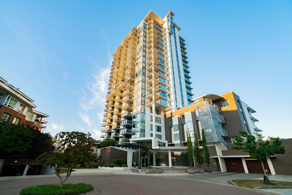 305 210 SALTER STREET, R3043151, BC,