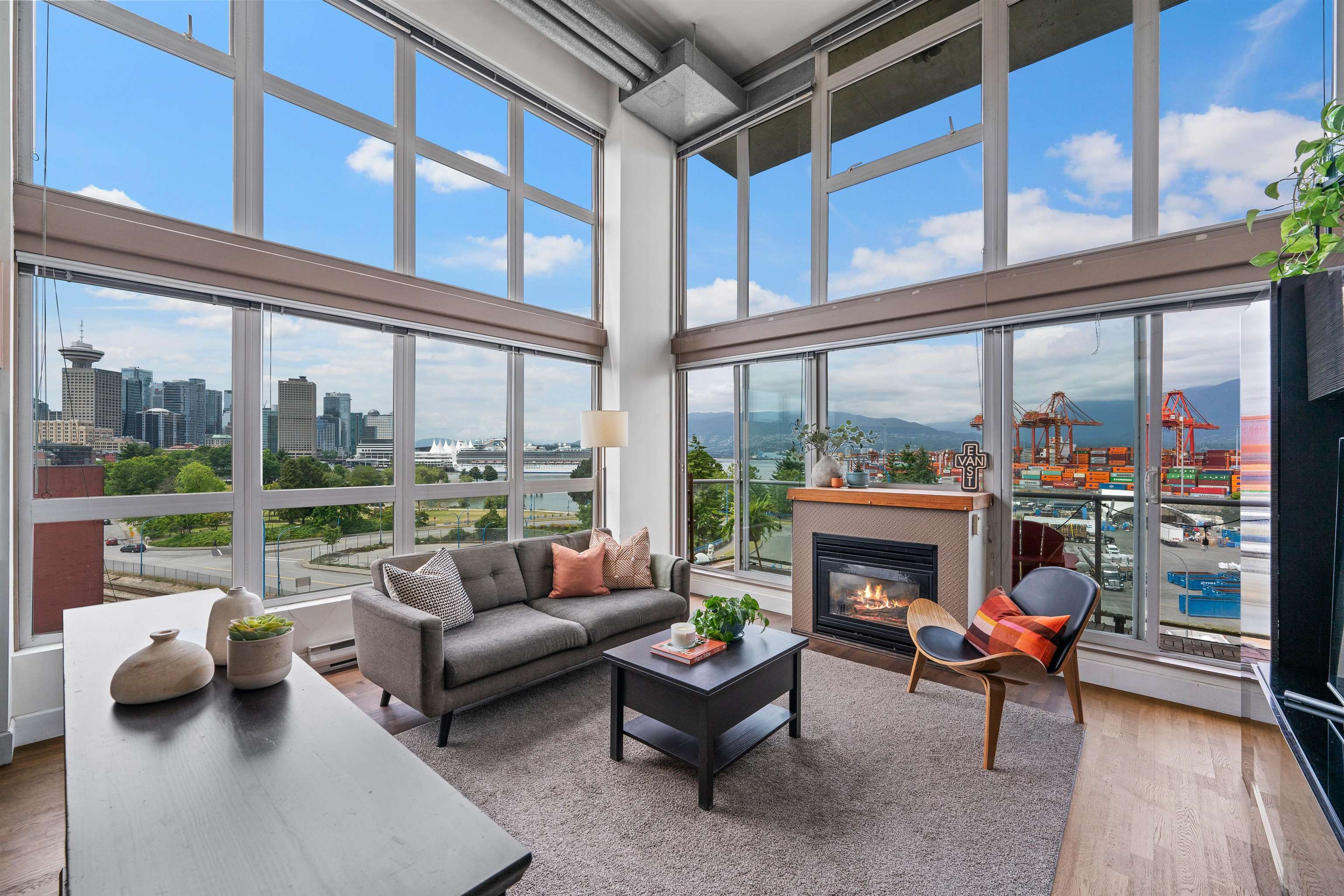 605 289 ALEXANDER STREET, R3043235, BC,