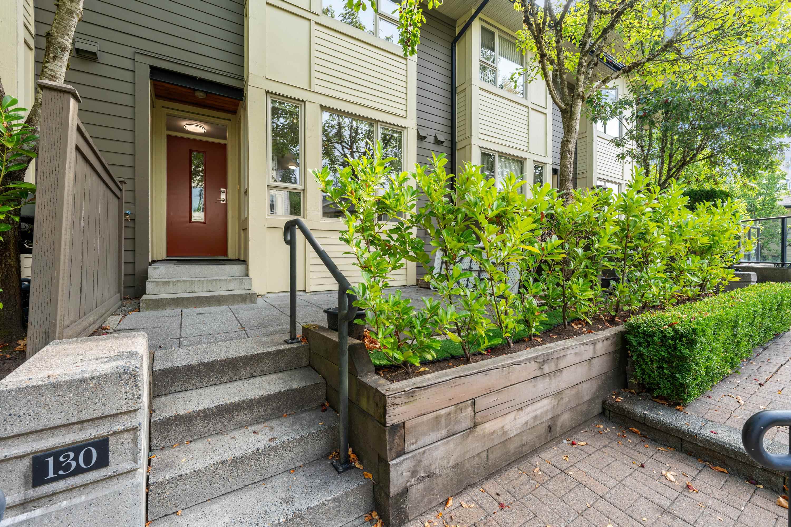130 9229 UNIVERSITY CRESCENT, R3043314, BC,