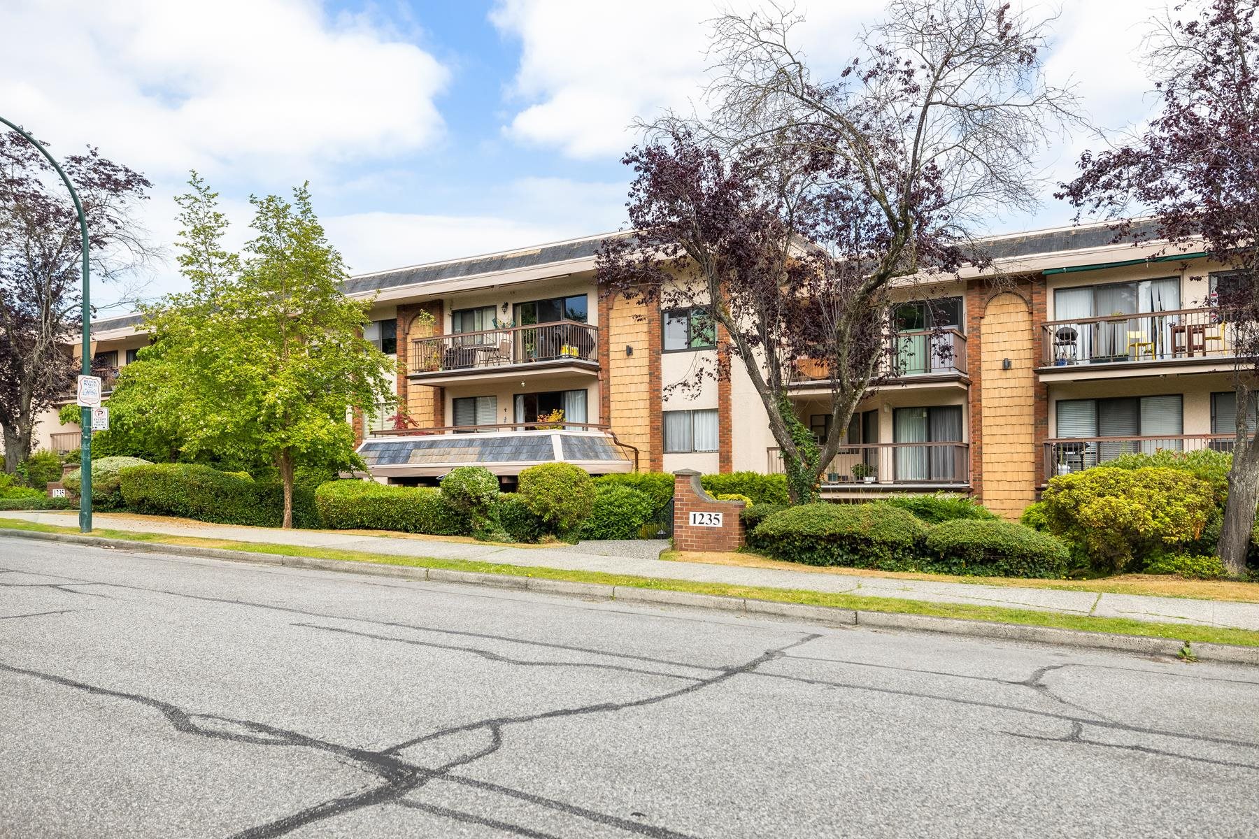 301 1235 15TH AVENUE, R3043332, BC,