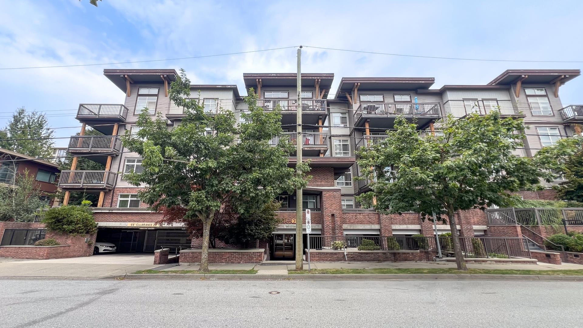 220 9233 FERNDALE ROAD, R3043373, BC,