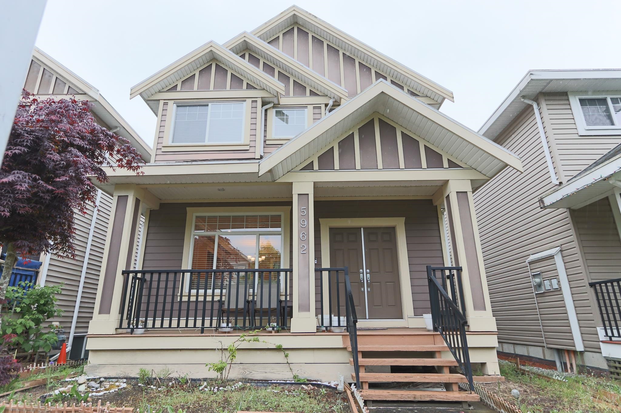 5962 129 STREET, Surrey BC V3X 0C7, R3043519, BC,
