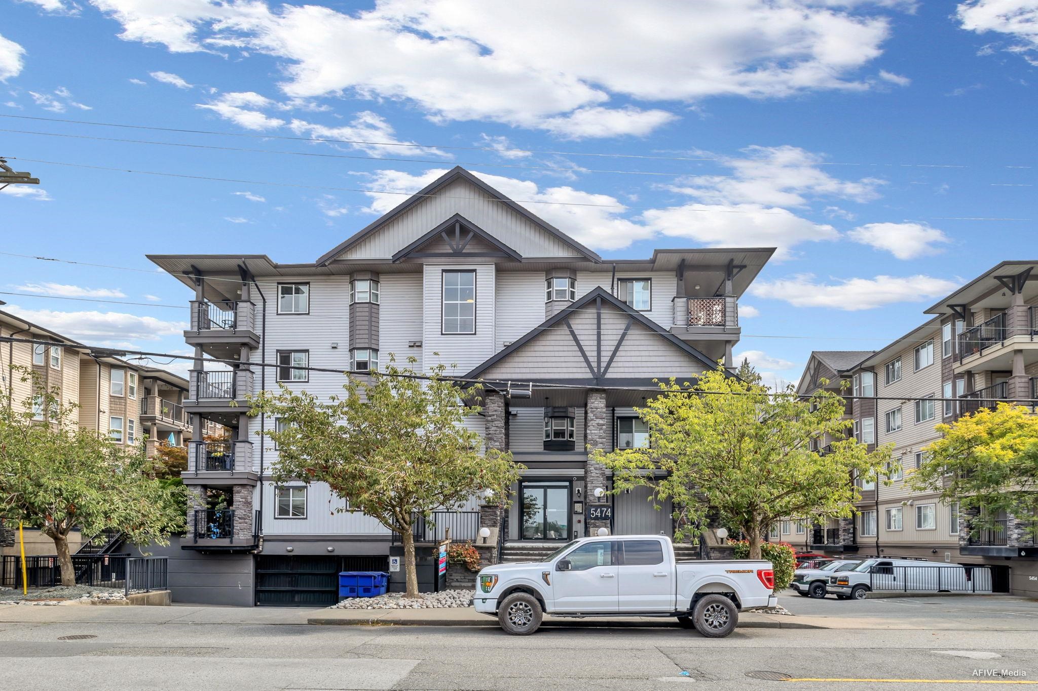 306 5474 198 STREET, R3043537, BC,