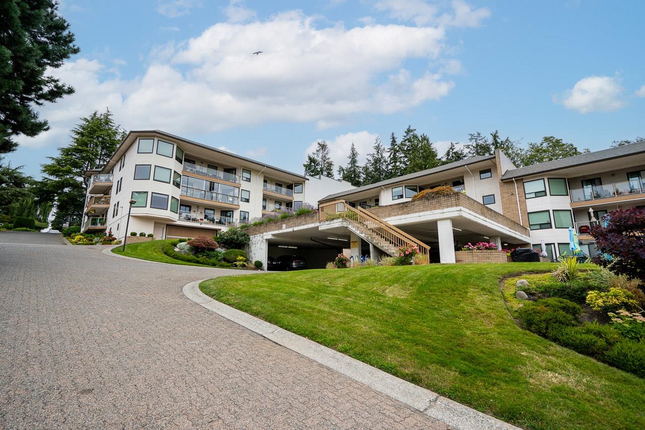 519 1350 VIDAL STREET, R3043552, BC,
