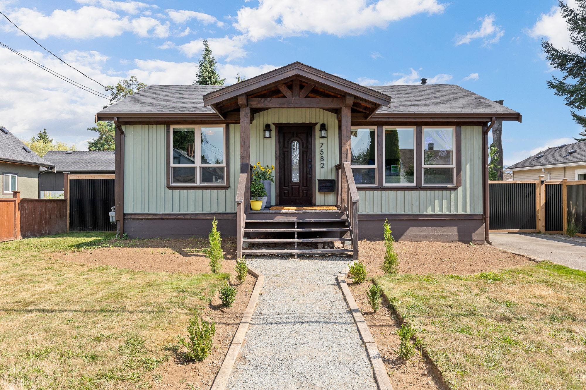 7582 DUNSMUIR STREET, Mission BC V2V 4B4, R3043717, BC,