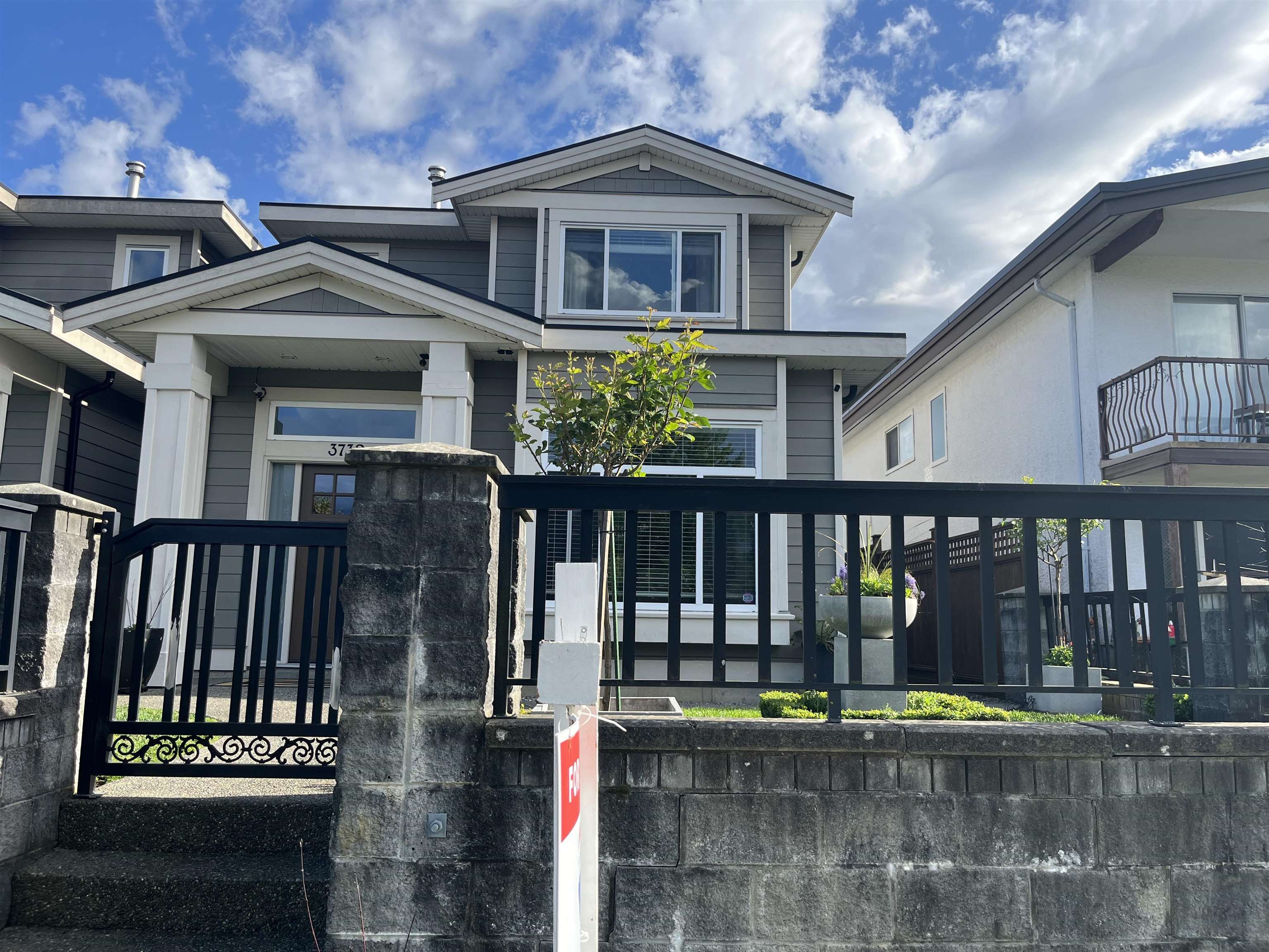 3734 LINWOOD STREET, Burnaby BC V5G 1N5, R3043809, BC,