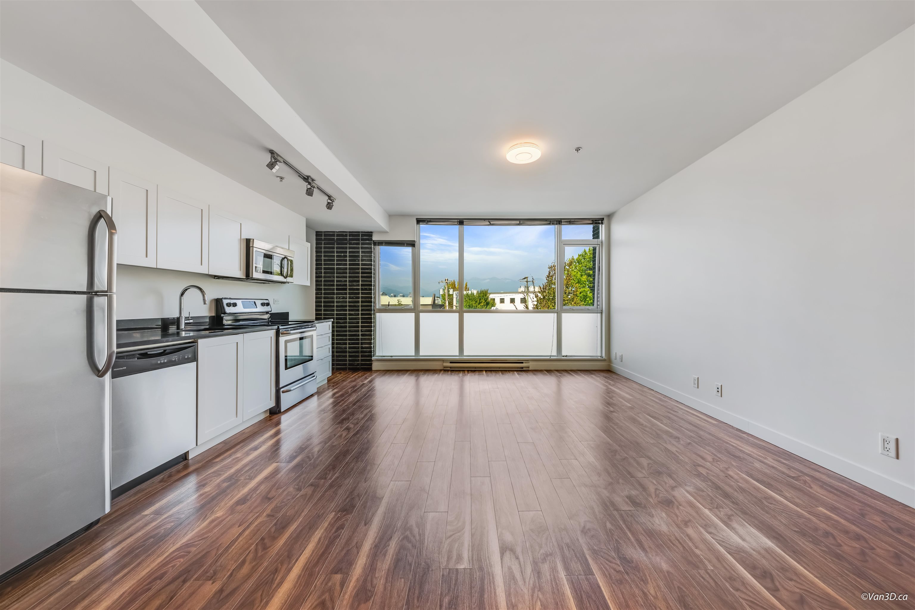 210 2511 QUEBEC STREET, R3044019, BC,