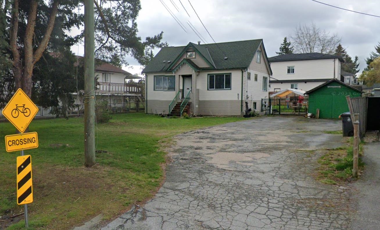 13850 GROSVENOR ROAD, Surrey BC V3R 5E8, R3044242, BC,