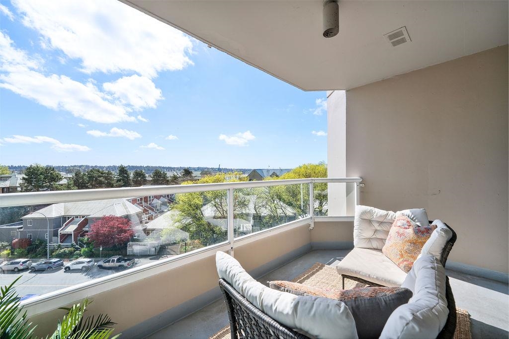 502 1065 QUAYSIDE DRIVE, R3044437, BC,