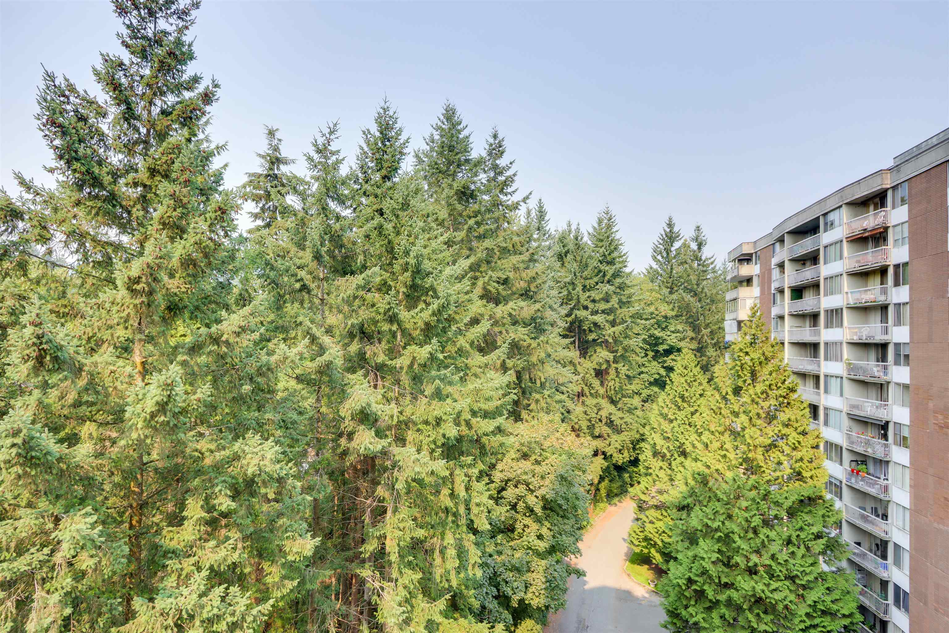 1004 2024 FULLERTON AVENUE, R3044493, BC,