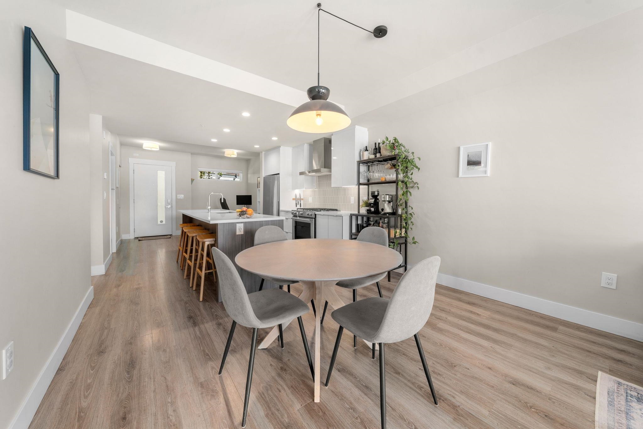 302 1496 CHARLOTTE ROAD, R3044591, BC,