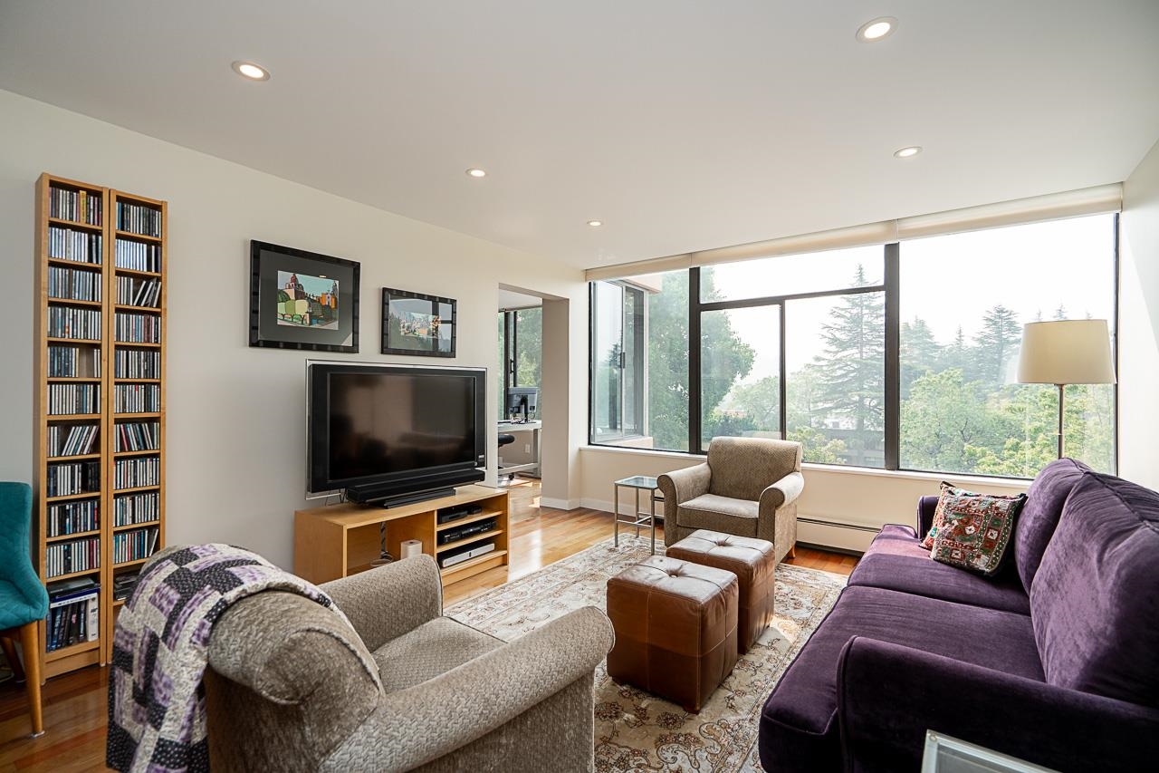 511 2101 MCMULLEN AVENUE, R3044678, BC,