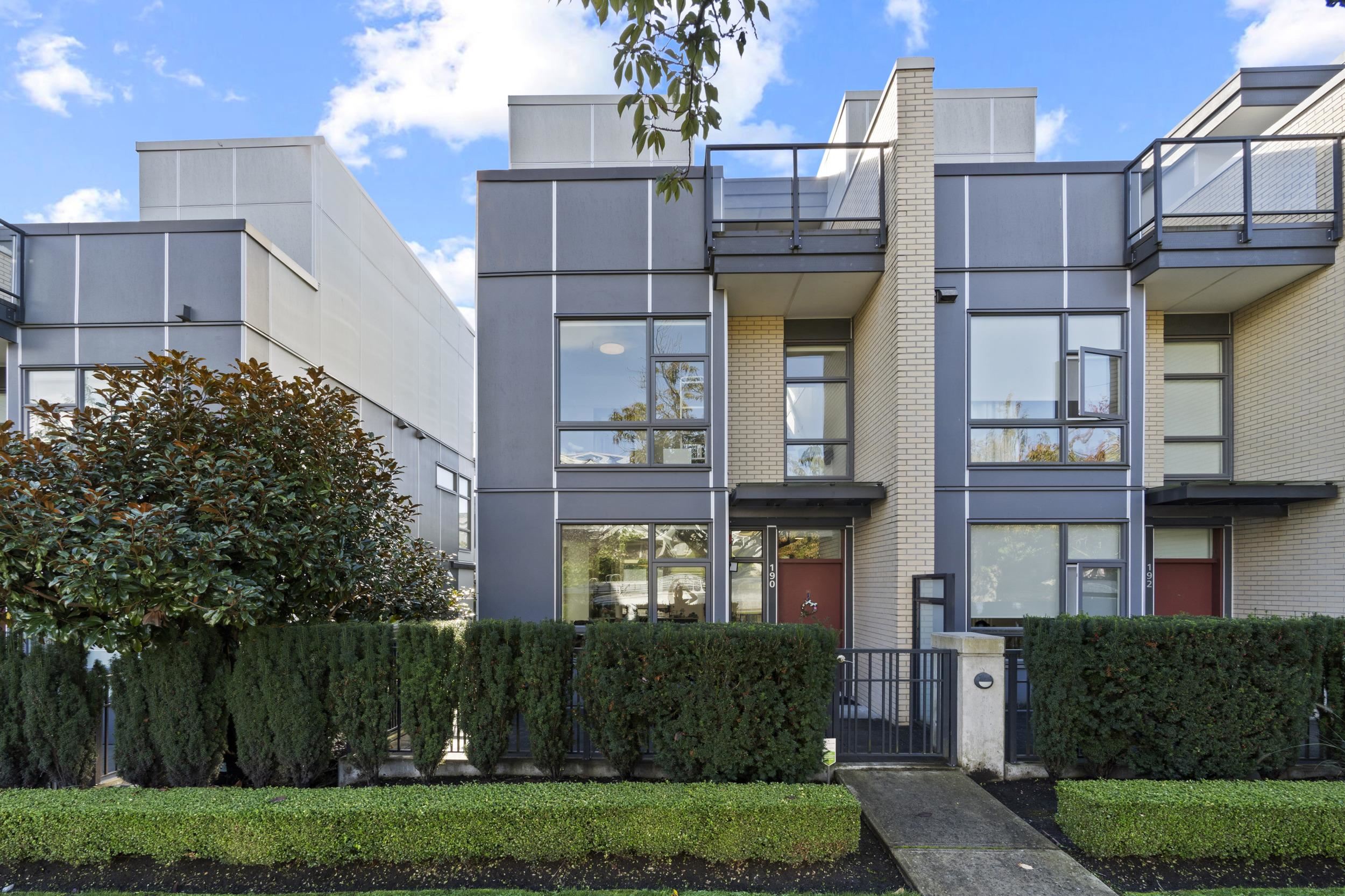 190 W 63RD AVENUE, Vancouver BC V5X 0G6, R3044707, BC,