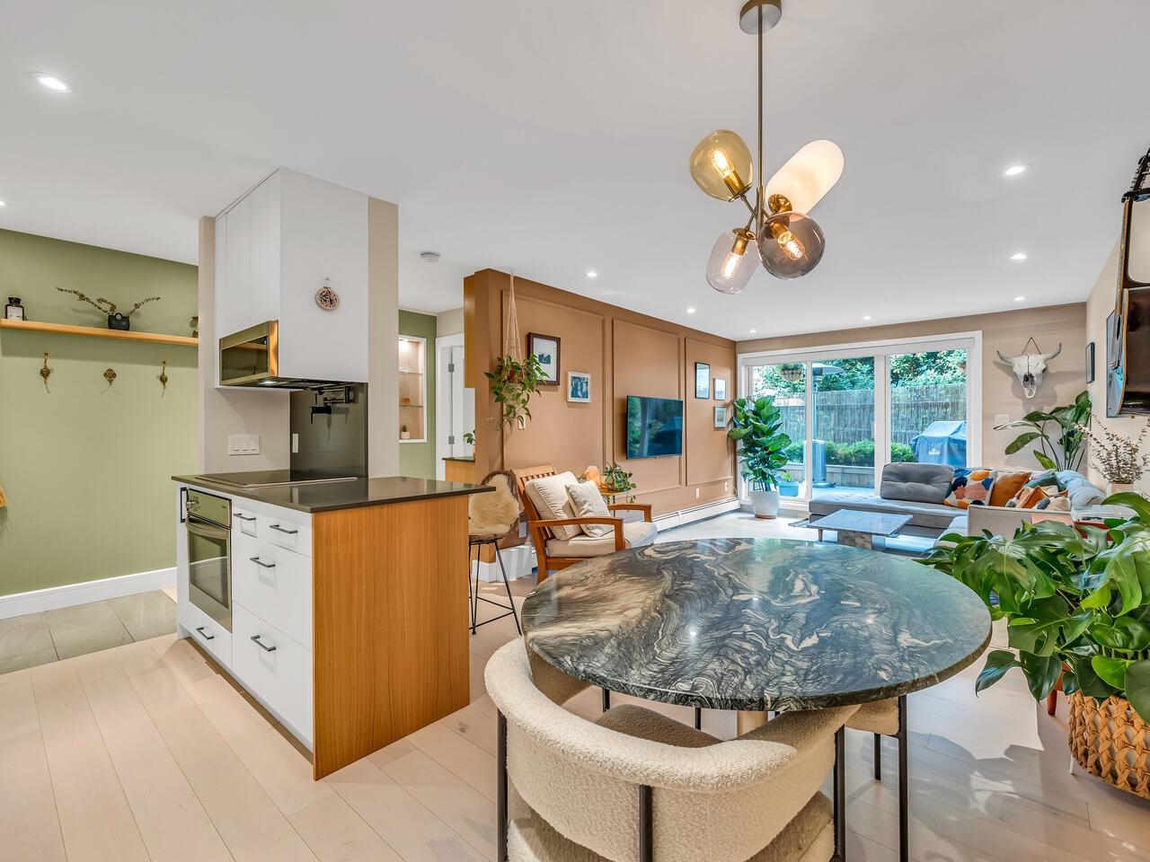 102 334 5TH AVENUE, R3044834, BC,