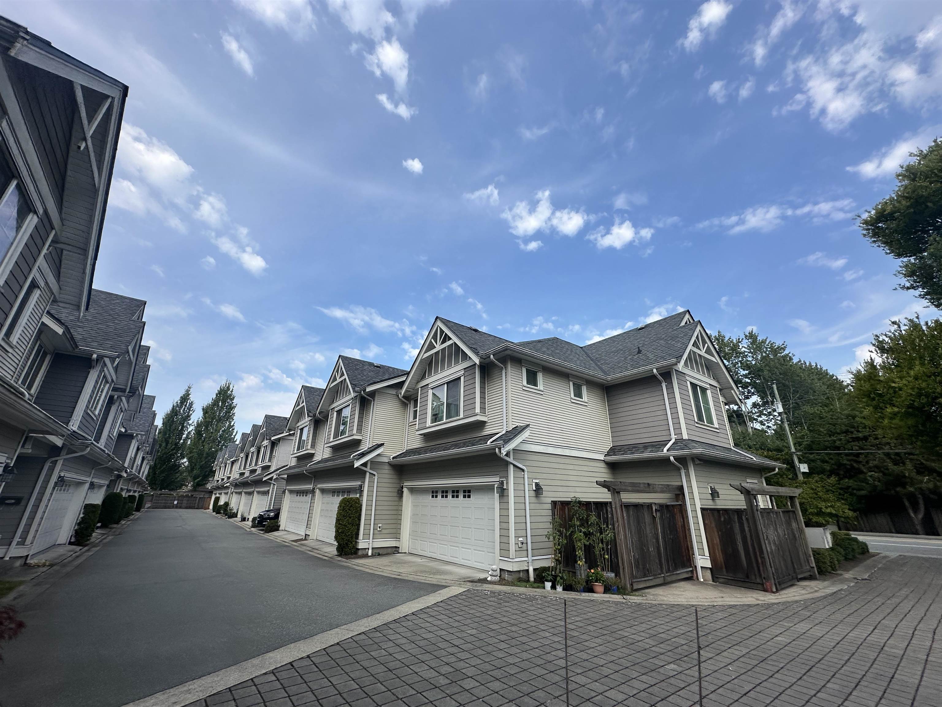 3 8200 BLUNDELL ROAD, R3044880, BC,