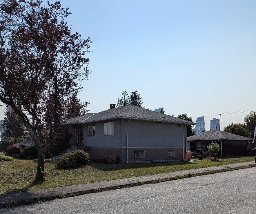 4623 ALPHA DRIVE, Burnaby BC V5C 3M8, R3044885, BC,