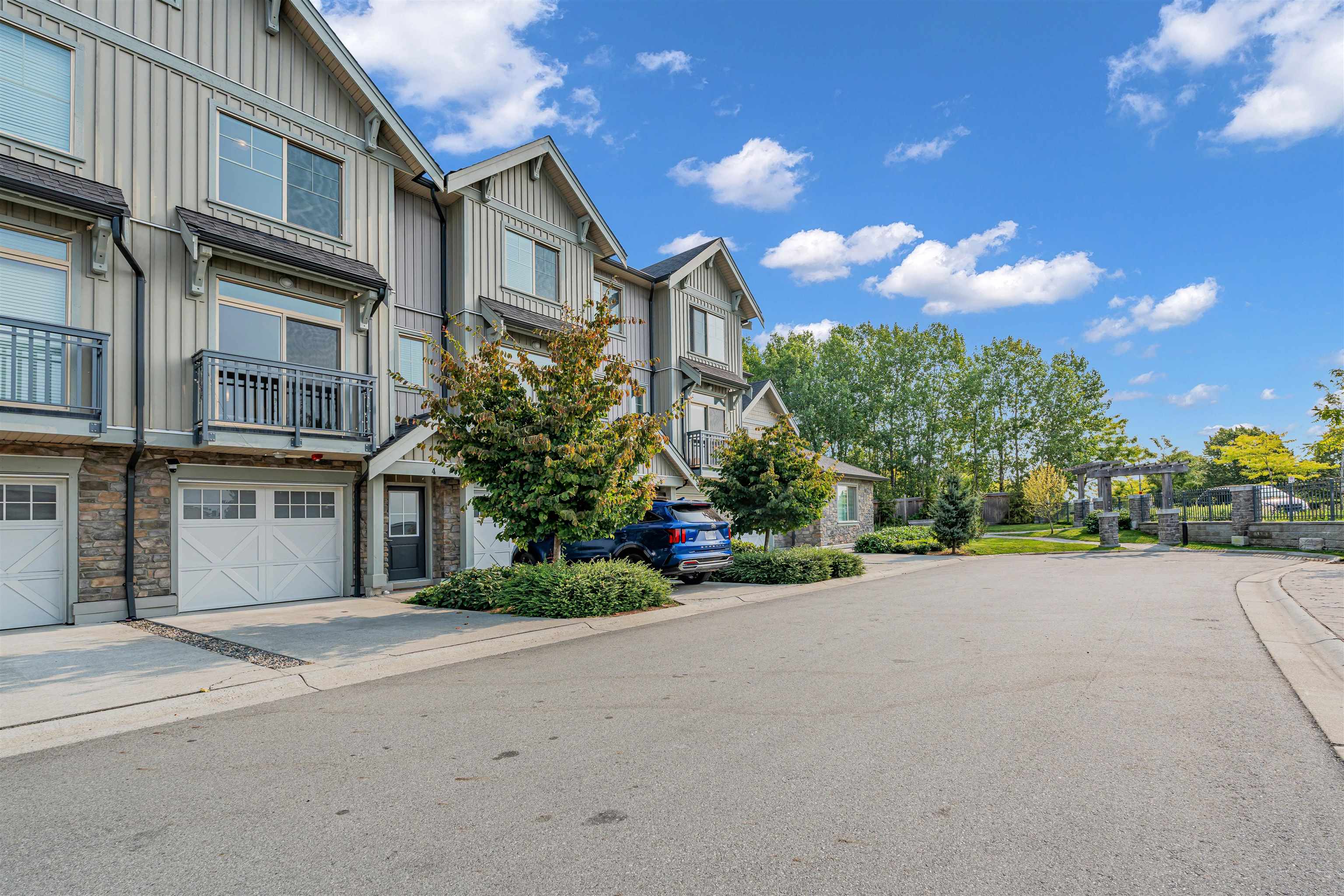 4 20487 65 AVENUE, R3045020, BC,