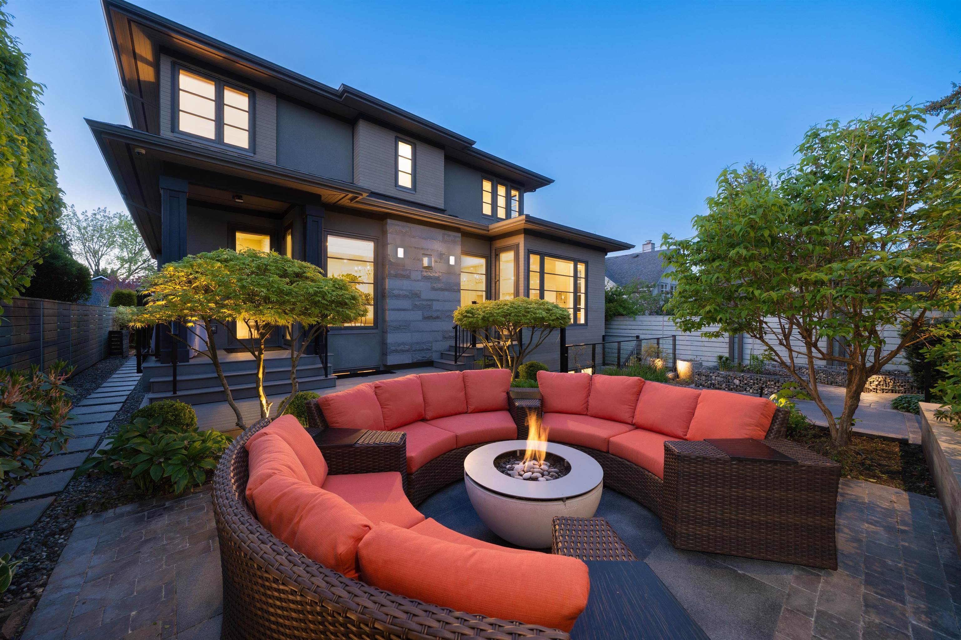 2820 W 32ND AVENUE, Vancouver BC V6L 2B6, R3045082, BC,