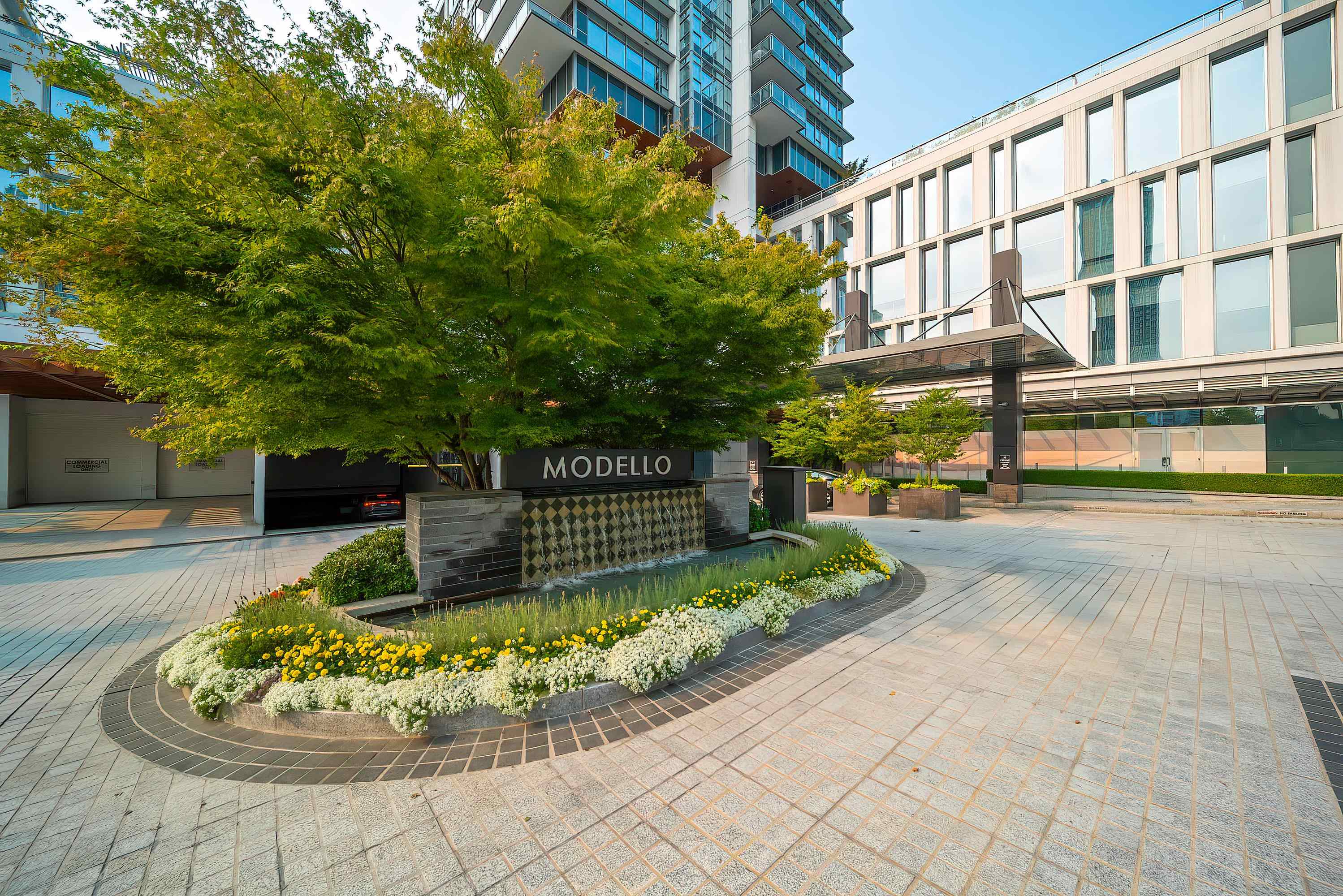 2703 4360 BERESFORD STREET, R3045241, BC,
