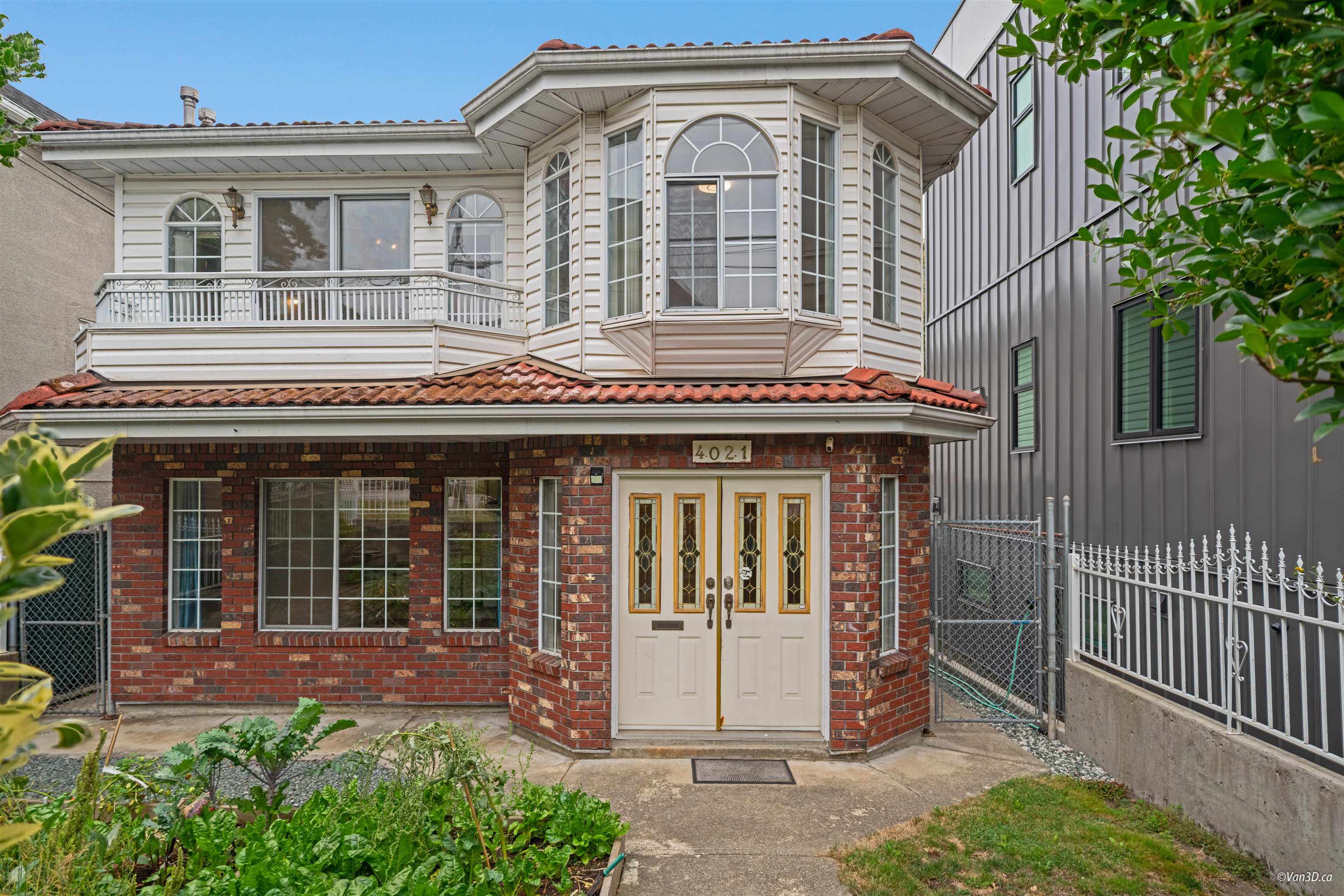 4021 VICTORIA DRIVE, Vancouver BC V5N 4M9, R3045316, BC,