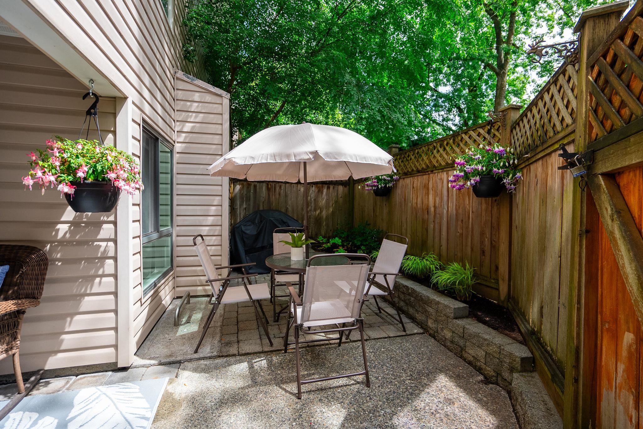 106 825 7TH AVENUE, R3045371, BC,