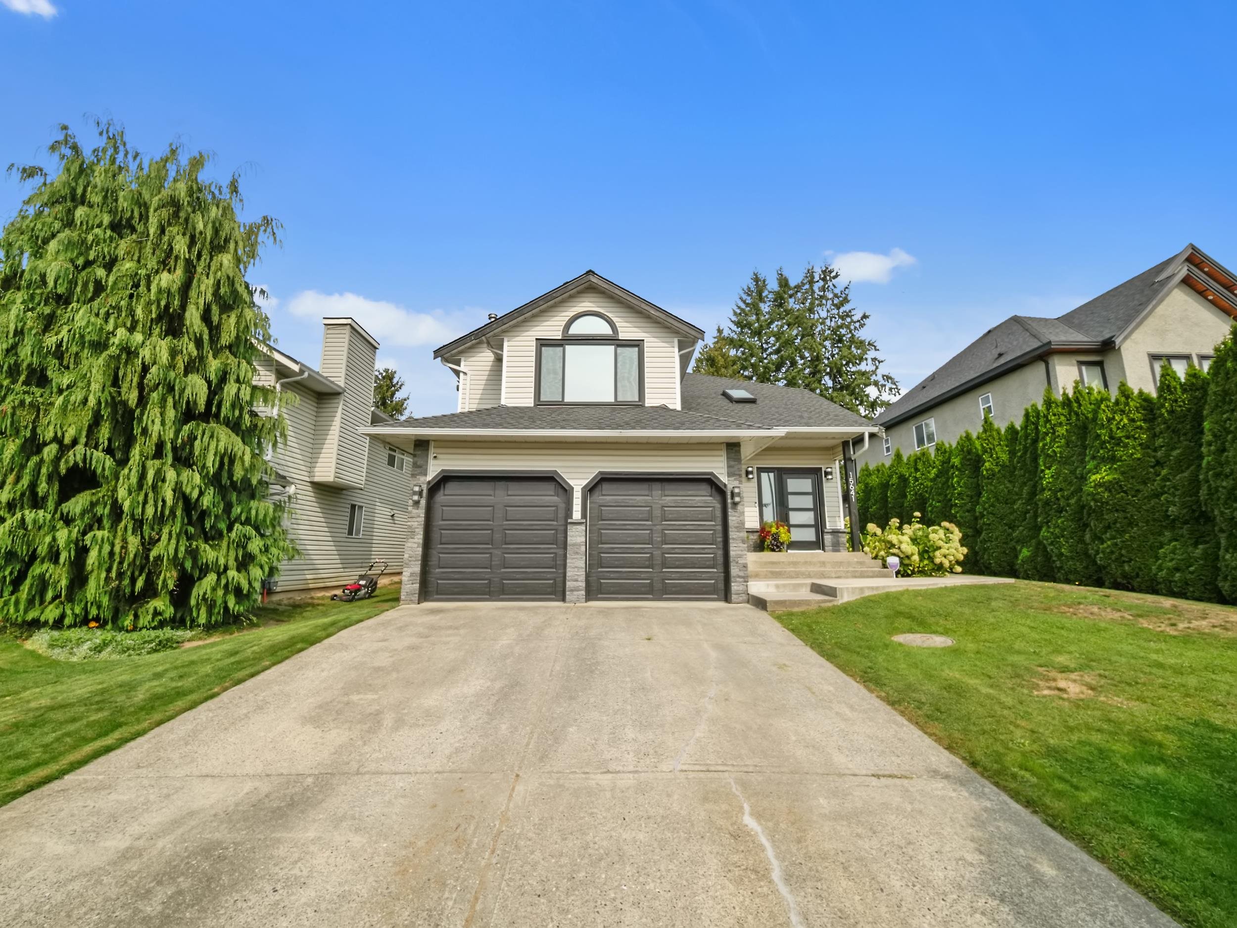15641 107 AVENUE, Surrey BC V4N 3H8, R3045433, BC,