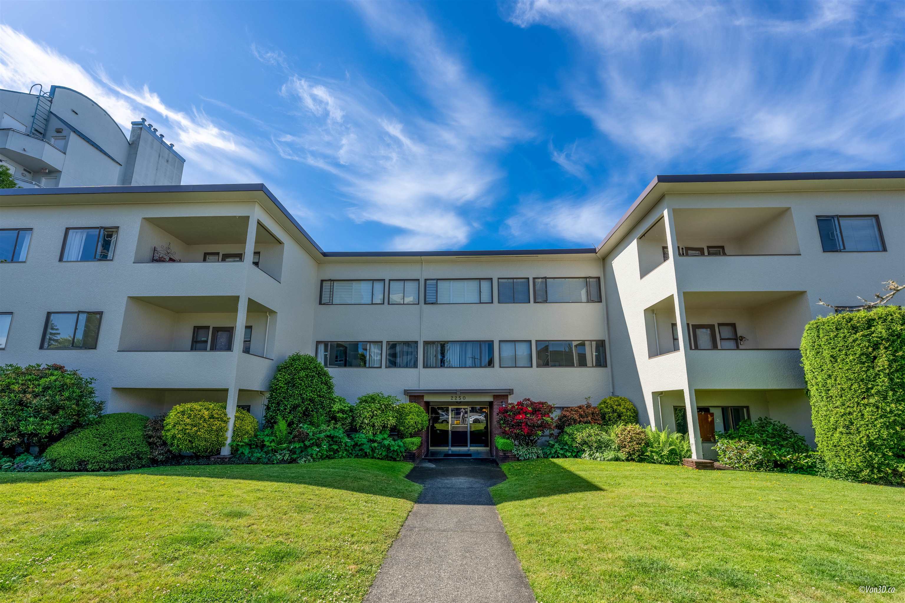 105 2250 43RD AVENUE, R3045435, BC,