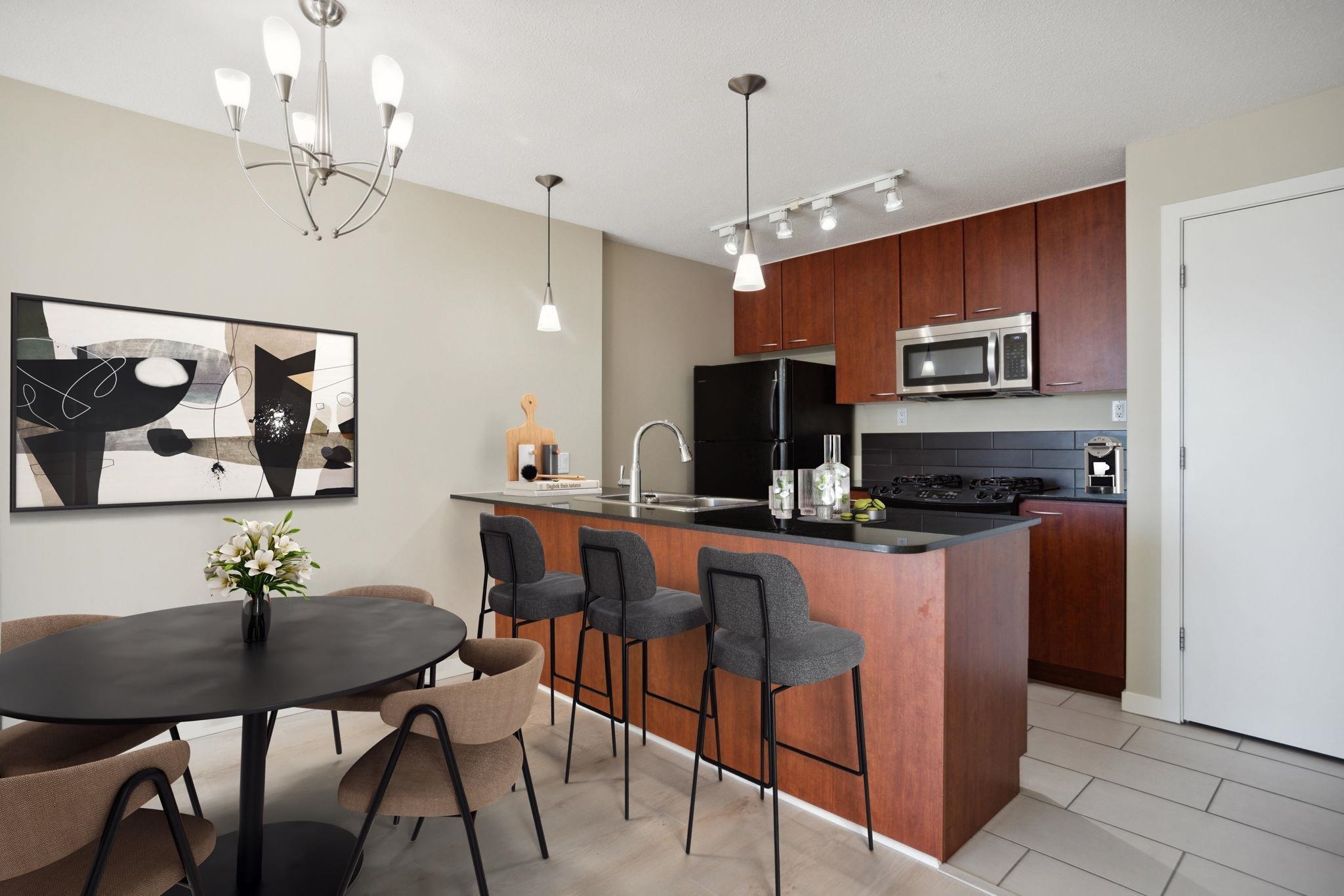 2009 7178 COLLIER STREET, R3045485, BC,