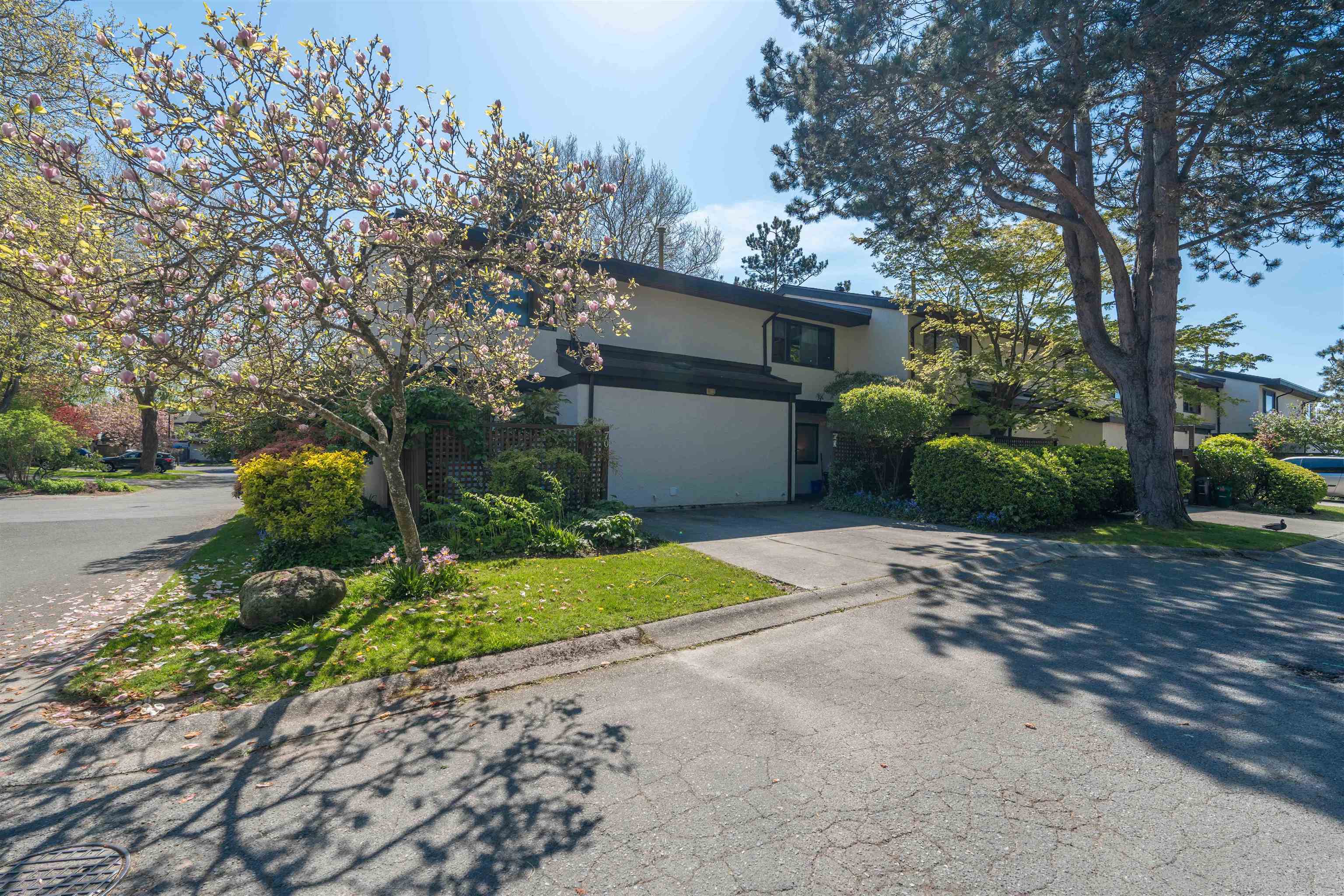 71 11491 7TH AVENUE, R3045524, BC,